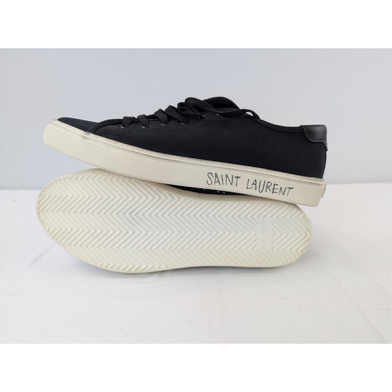 Saint Laurent Paris o1rshd1 Malibu Low-Top Sneakers in Nero Size US 10 / EU 43 - 12 Thumbnail