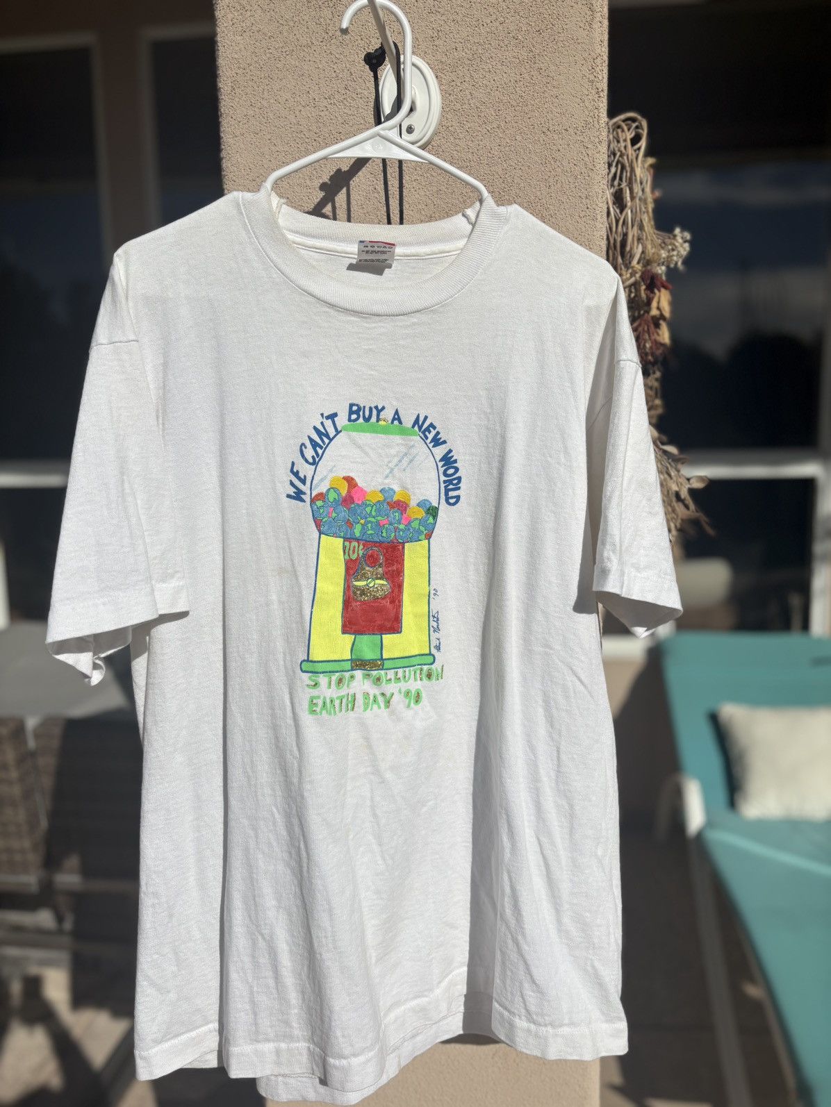 Fruit Of The Loom Vintage 1990 Earth Day T-Shirt Size US XL / EU 56 / 4 - 1 Thumbnail