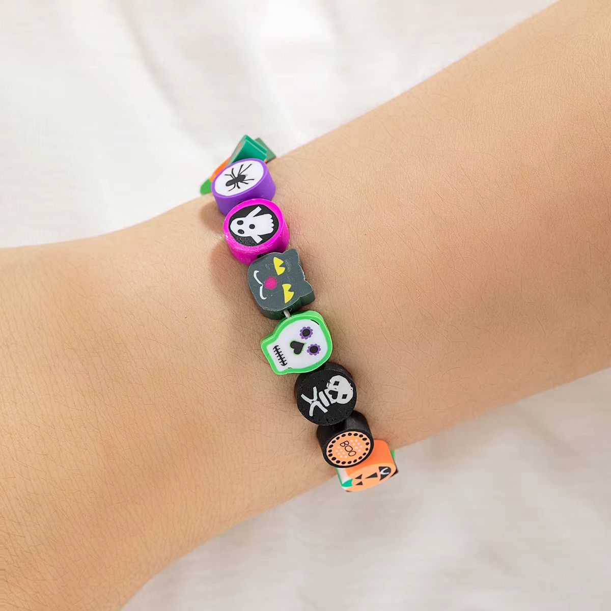 Jewelry Pumpkin Skull Ghost Spider Beaded Bracelets Size ONE SIZE - 2 Thumbnail