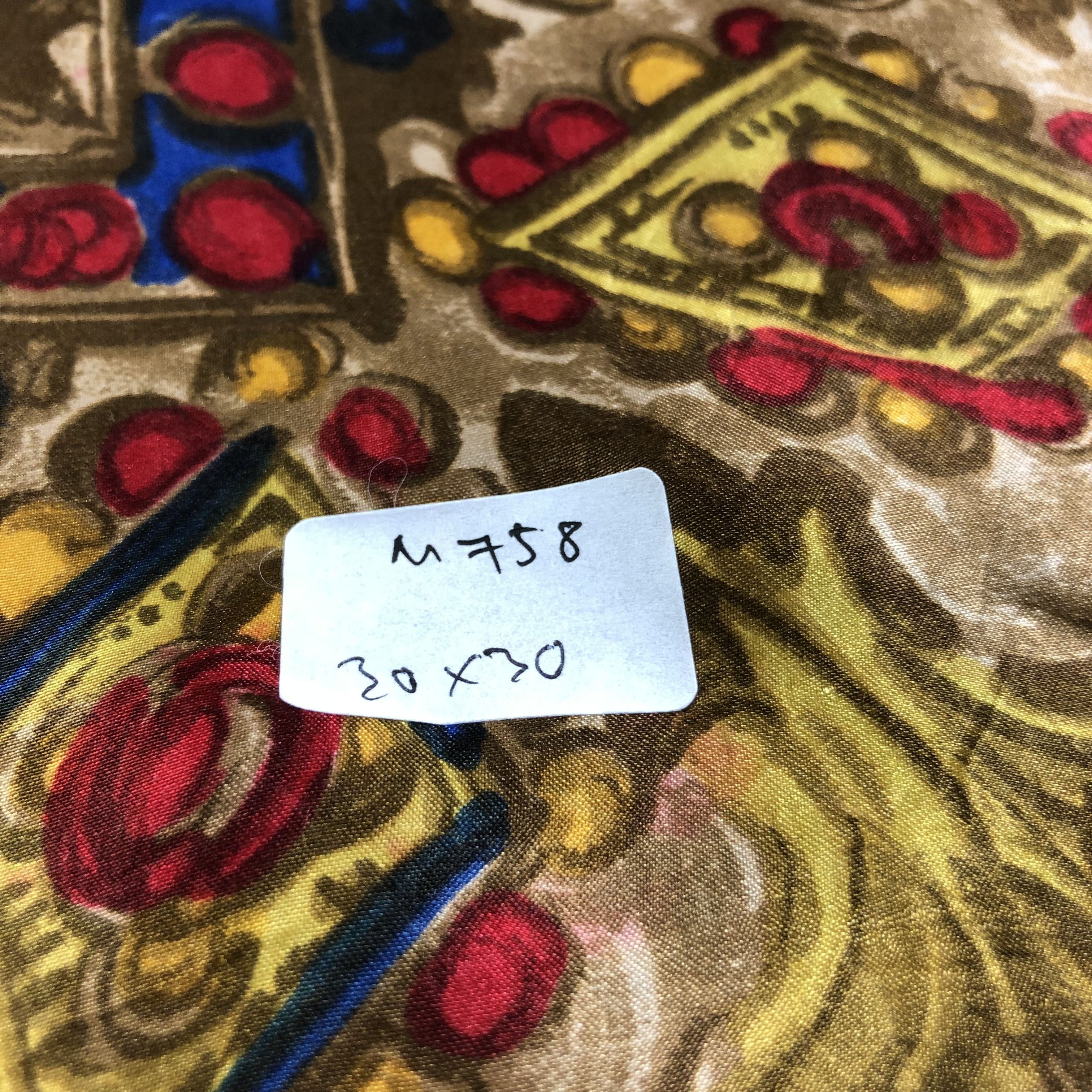 Vintage Vintage Luxury Design Hand Rolled Silk Scarf M758 Size ONE SIZE - 7 Thumbnail