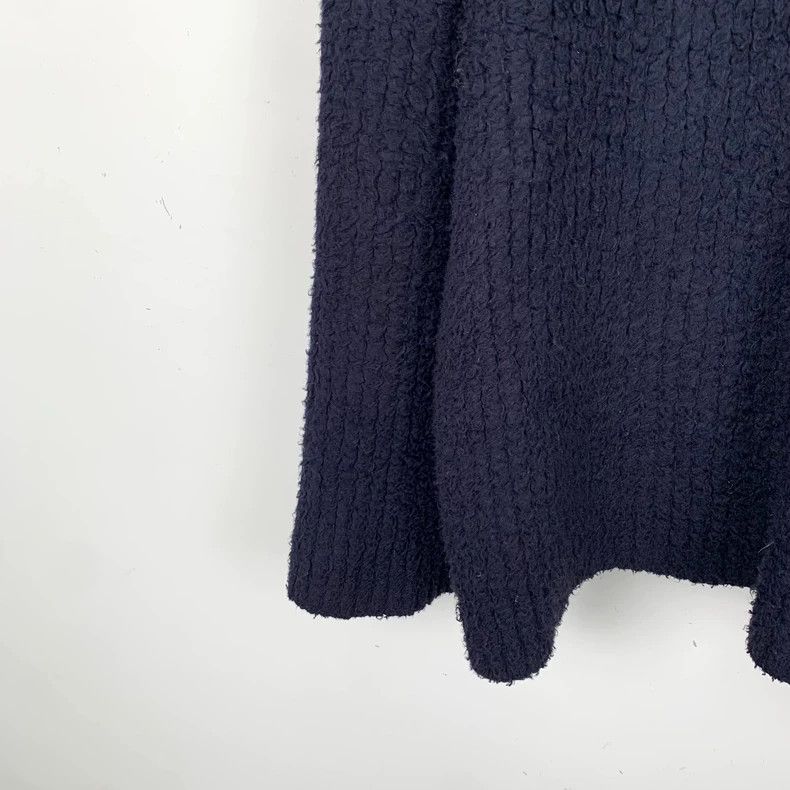 Balenciaga Balenciaga Navy logo monogrammed cotton crewneck long-slee Size XS / US 0-2 / IT 36-38 - 4 Thumbnail