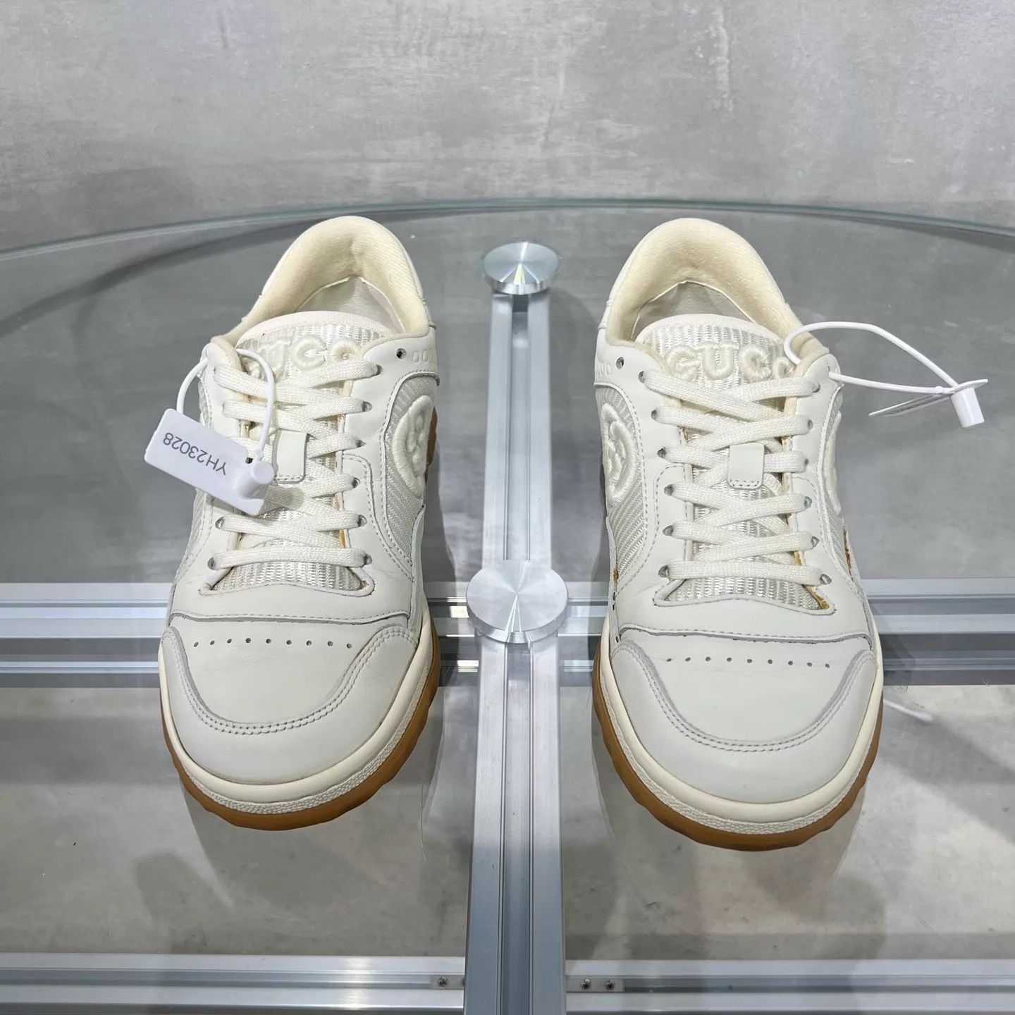 Gucci Gucci Women's White Sneakers MAC80 EUR34 Size US 4 / IT 34 - 1 Thumbnail