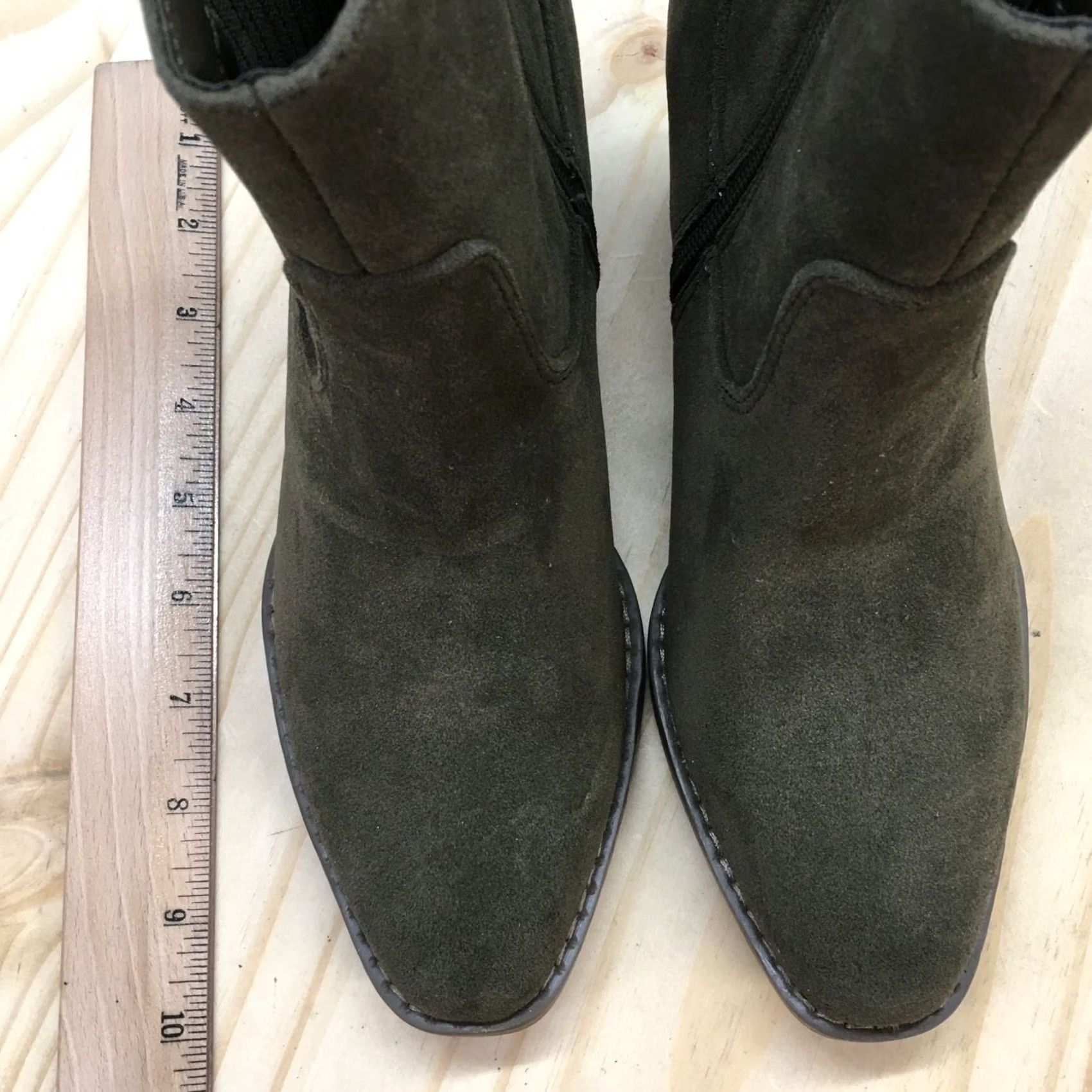 Vintage Universal Thread Solita Chelsea Boots Ankle Booties Green Block Heels 6.5 Womens Size US 7 / IT 37 - 6 Thumbnail