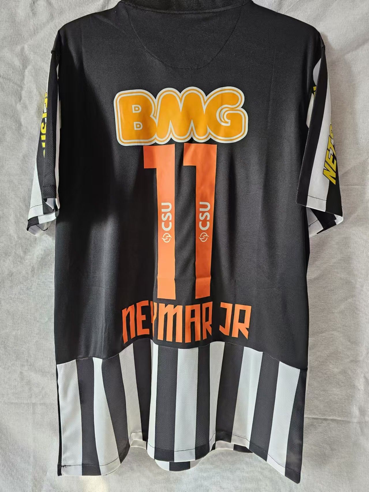Other Santos FC #11 Neymar Jersey Home Size US M / EU 48-50 / 2 - 2 Thumbnail