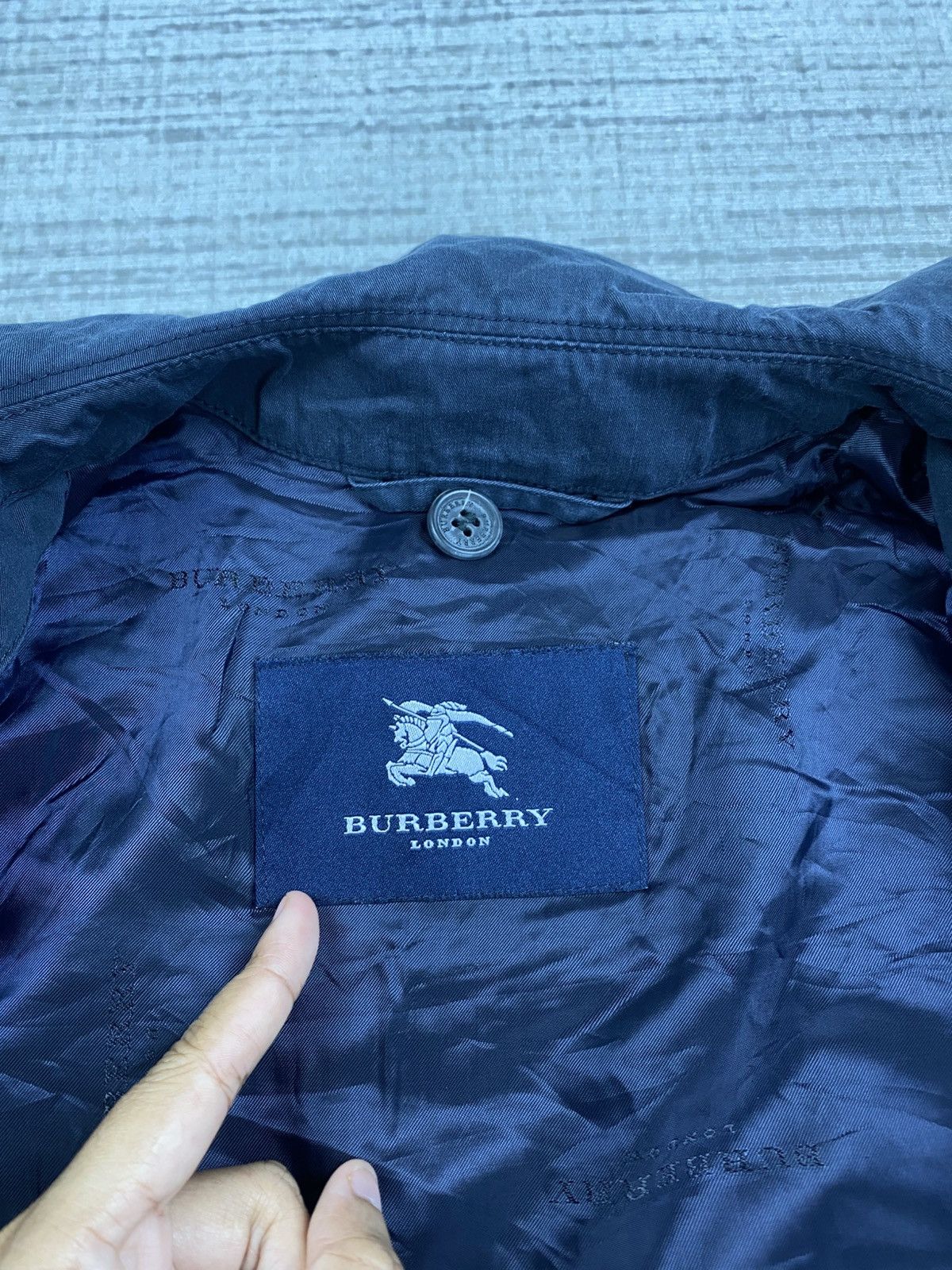 Burberry × Japanese Brand × Vintage Vintage Burberry London Faded Long Coat Jacket Size US M / EU 48-50 / 2 - 10 Thumbnail