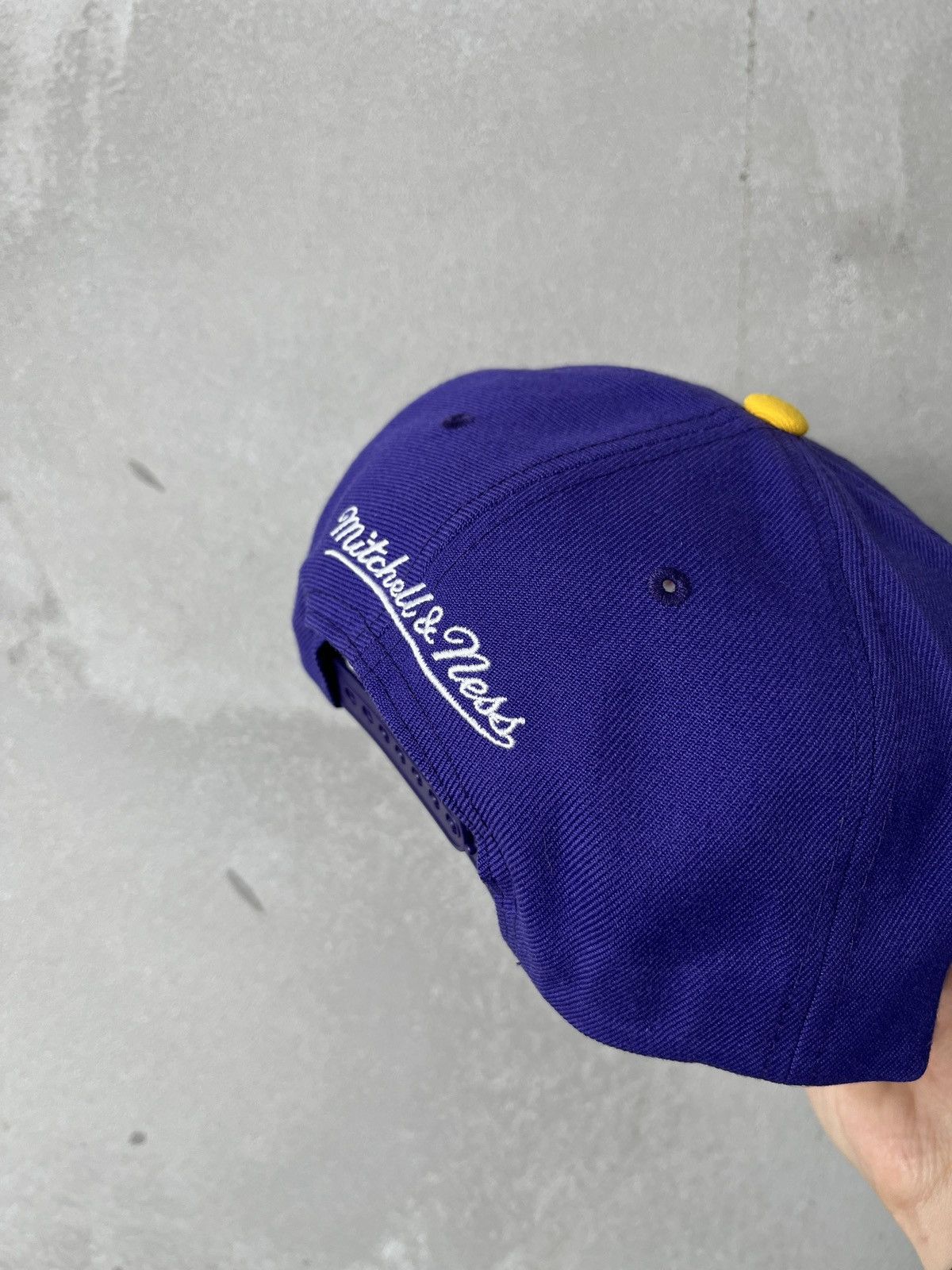 Mitchell & Ness × NBA Rare Mitchell & Ness NBA LA Lakers B2B Purple Snapback Hat Size ONE SIZE - 5 Thumbnail