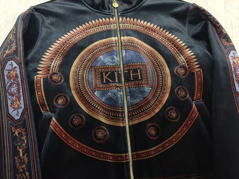 Versace Versace velor reversible jacket Size US XL / EU 56 / 4 - 4 Thumbnail