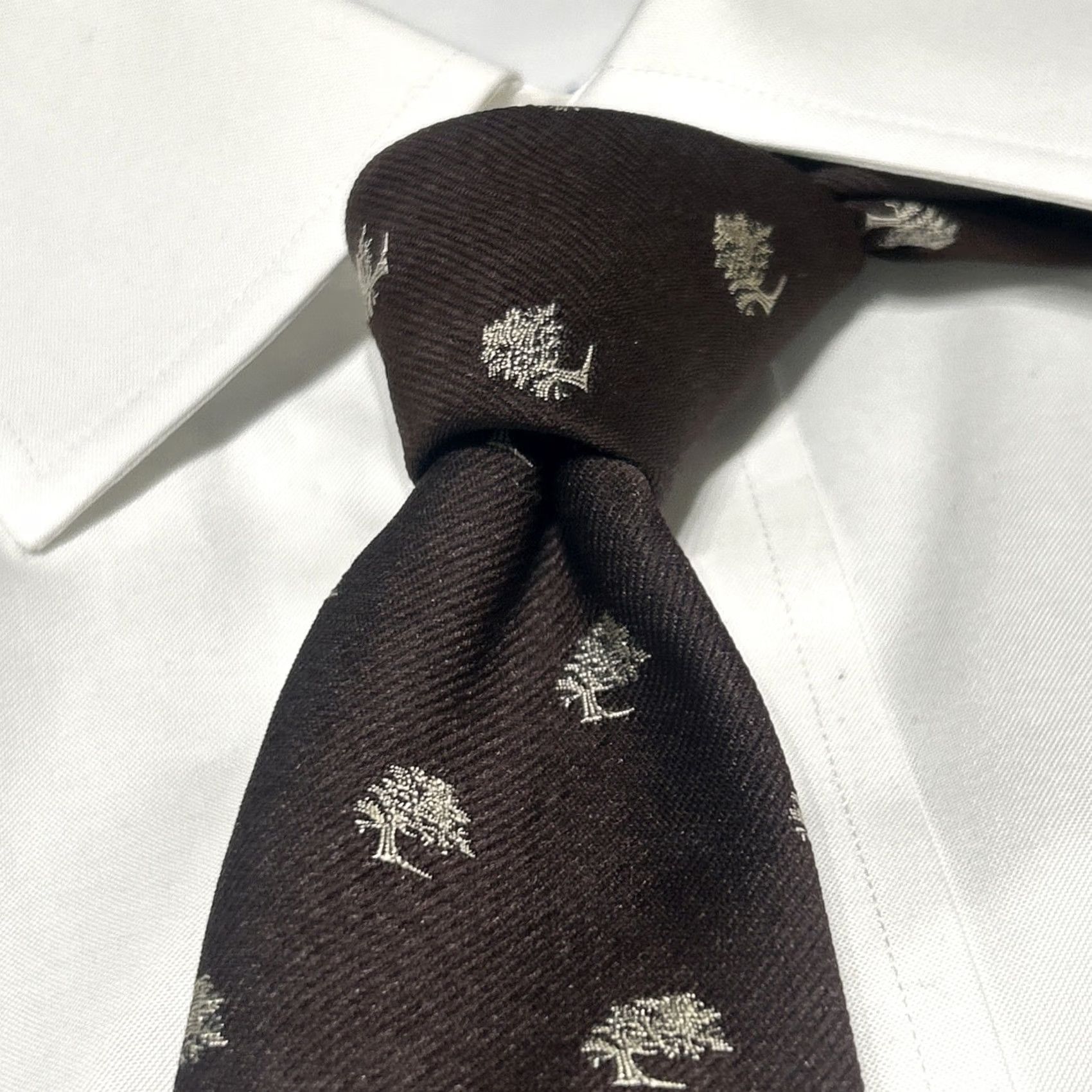 Robert Talbott VINTAGE Robert Talbott Tie Men Brown Pebble Beach 55” Silk Polyester Tree Pebbles Tan Tan Brown Men Size ONE SIZE - 2 Thumbnail