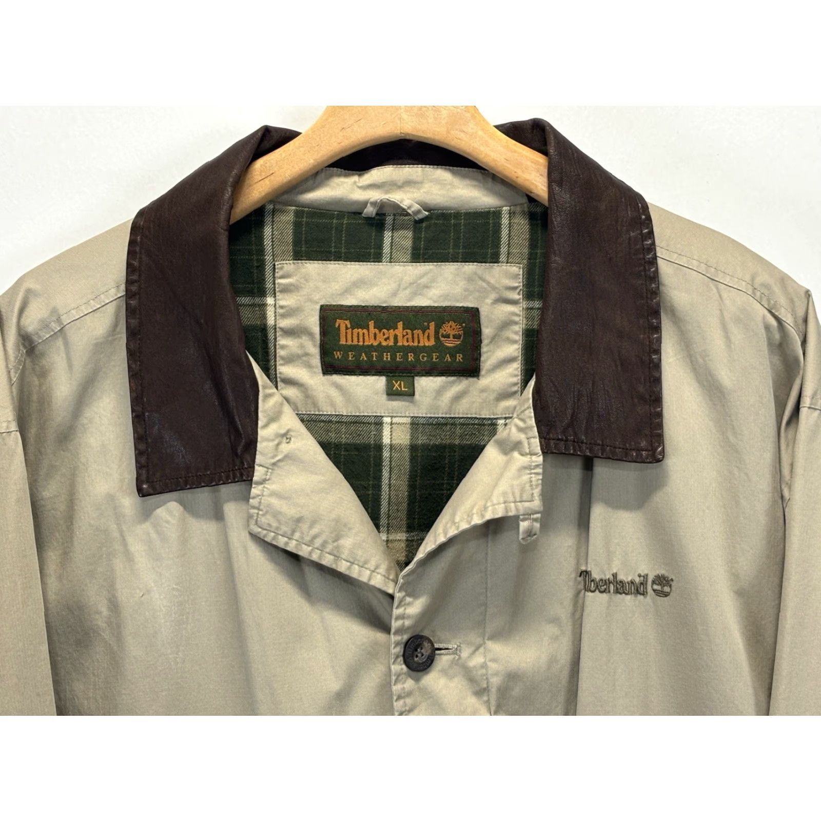 Timberland VINTAGE Timberland Chore Barn Jacket Shirt Jacket Leather Collar Flannel Beige XL Men’s 3 Button Missing Back 90s Fall Cashmere? Size US XL / EU 56 / 4 - 2 Thumbnail