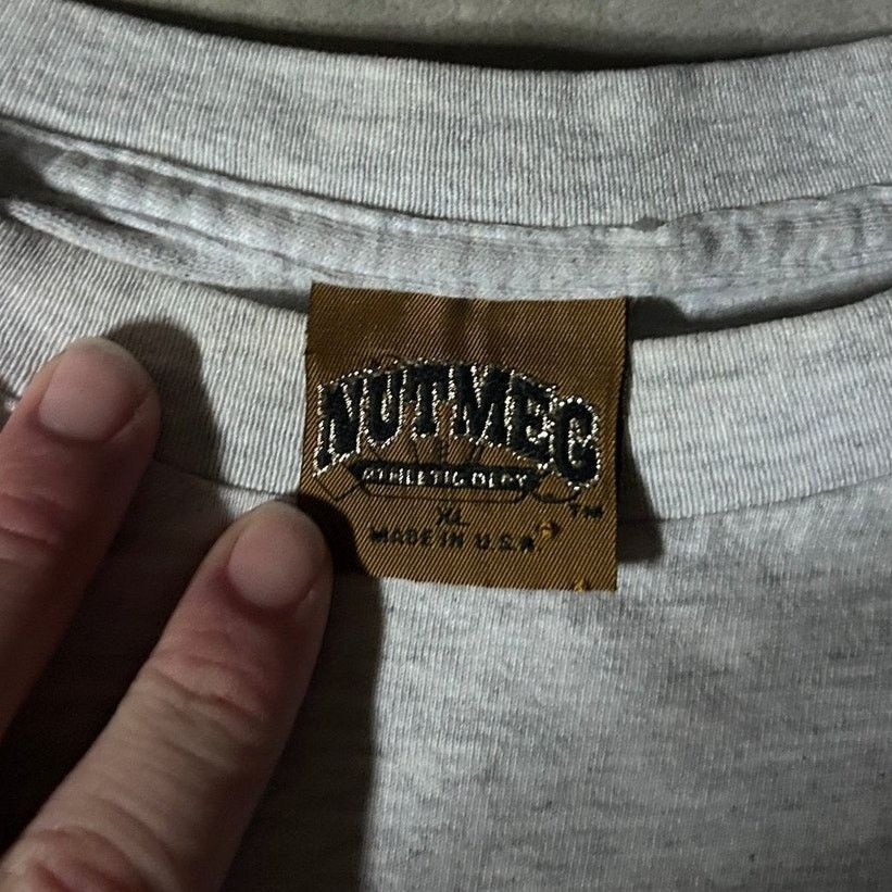Nutmeg Vintage New York Giants Jack Davis Break Through Gray Shirt Size US XL / EU 56 / 4 - 3 Thumbnail