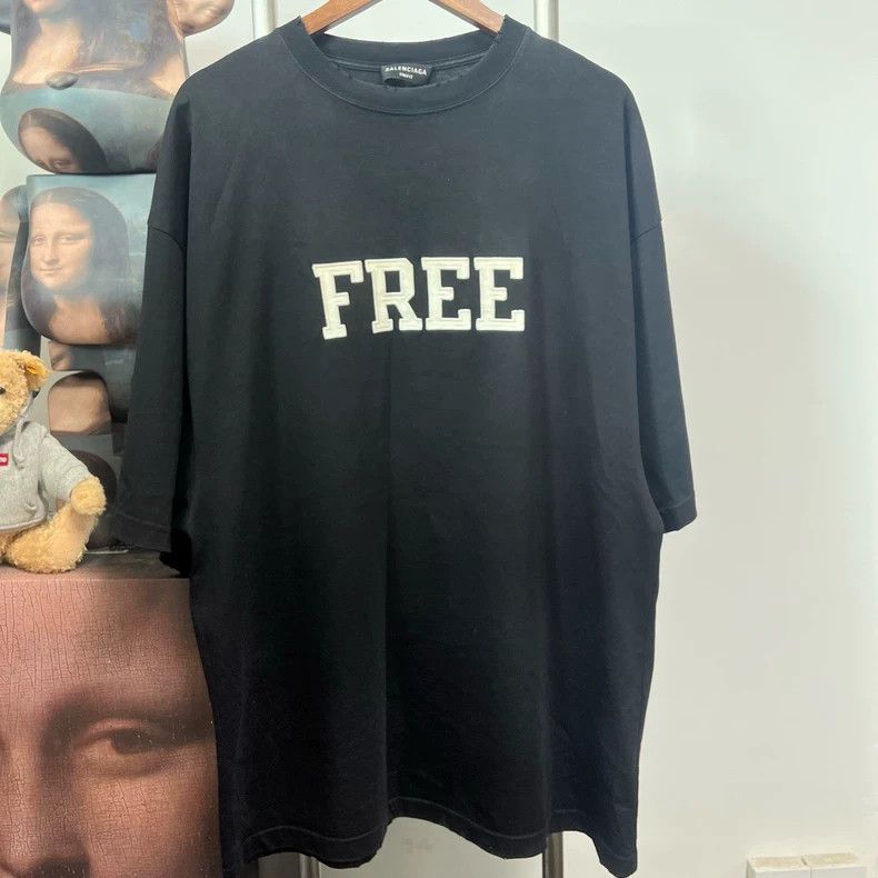 Balenciaga Balenciaga Embroidered Short Sleeve Tee Size US XS / EU 42 / 0 - 1 Thumbnail