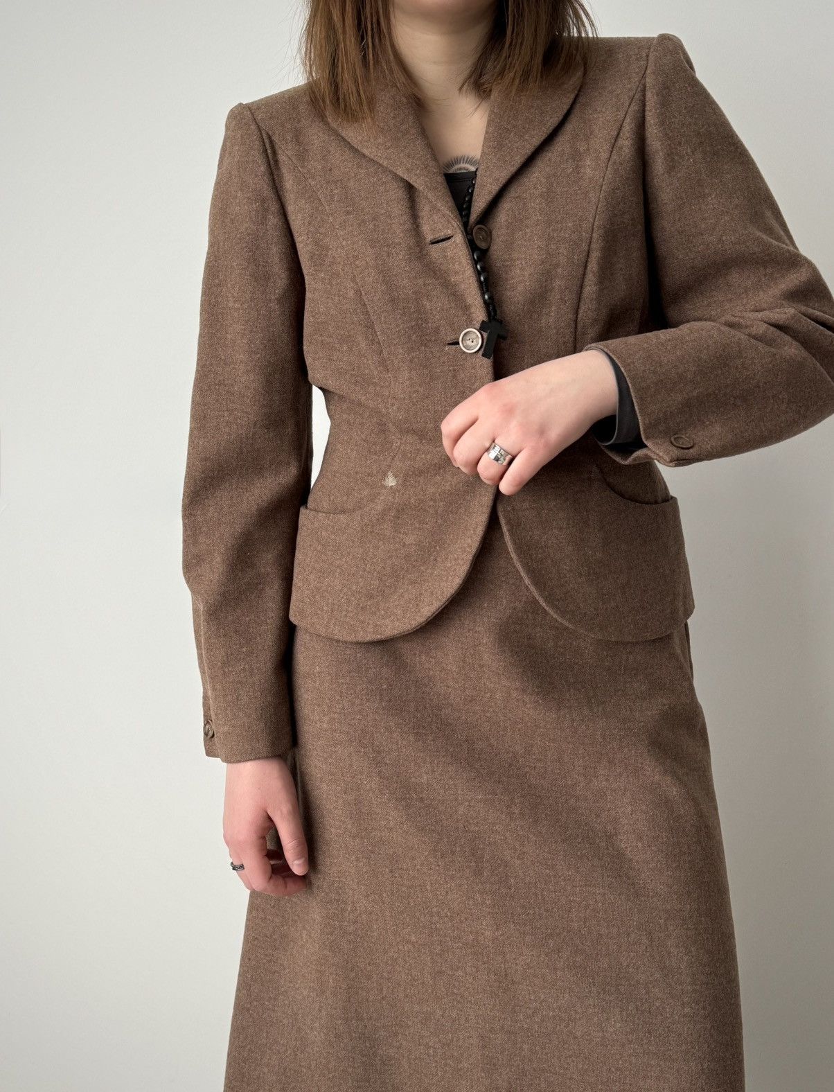 Vintage Vintage 1960s German Women’s Two Piece Wool Skirt Suit Size S / US 4 / IT 40 - 2 Thumbnail