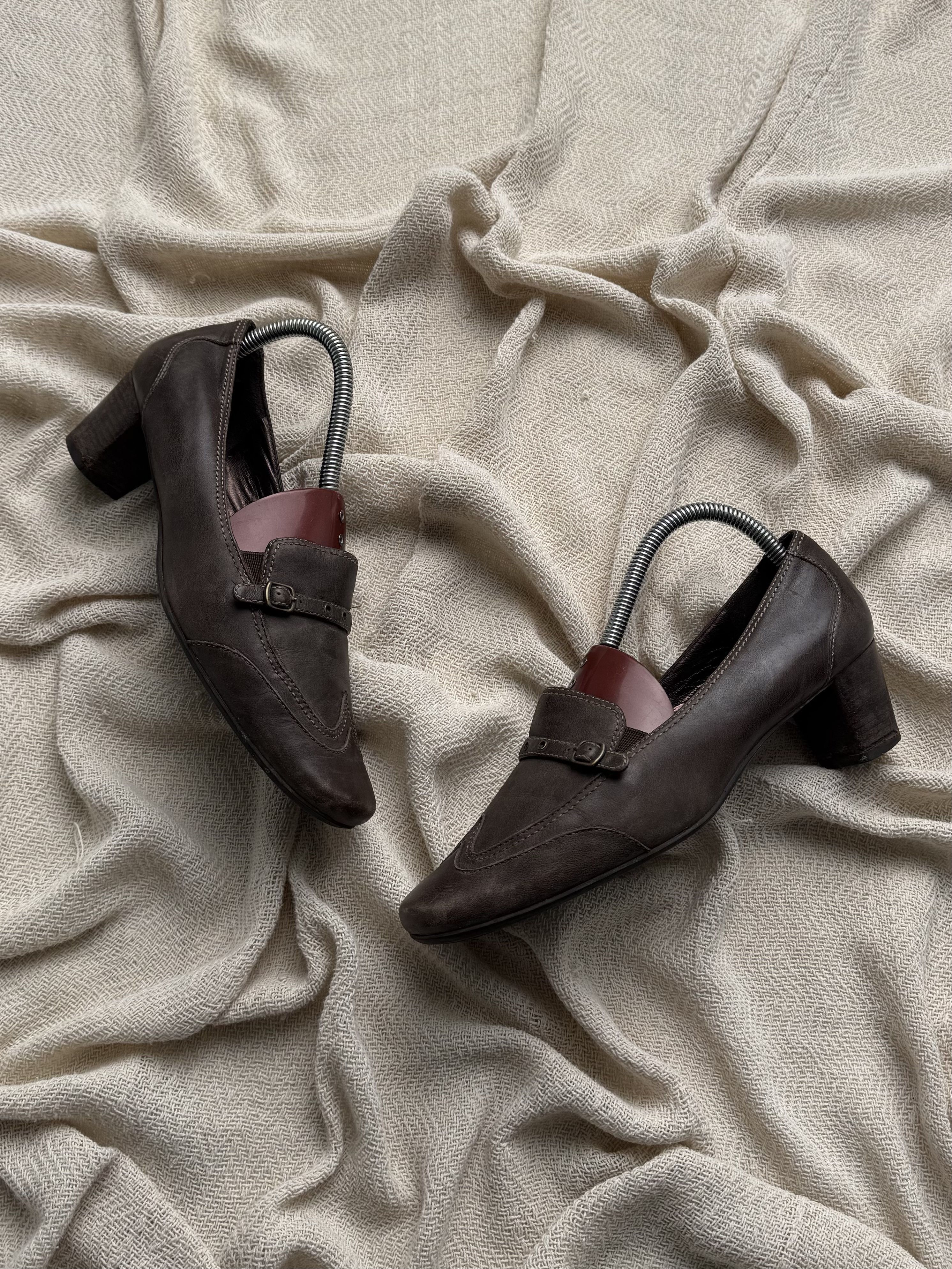 Vintage Vintage Leather Mary Jane Pumps Block Heel Classic Shoes Size US 9 / IT 39 - 1 Thumbnail