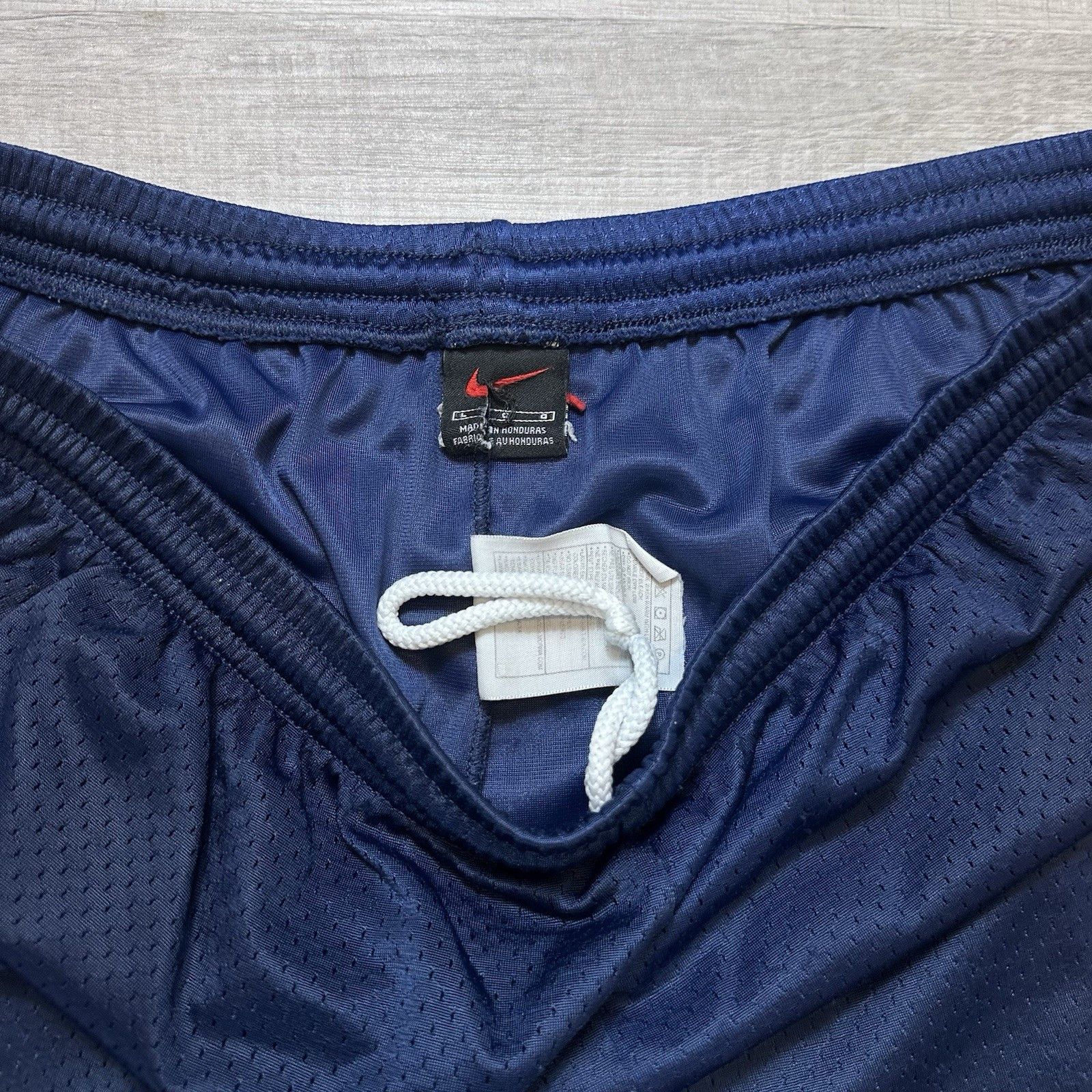Nike Nike Navy Blue Black Tag Mesh Shorts Hoops Mens Large Y2K Size US 32 / EU 48 - 5 Thumbnail