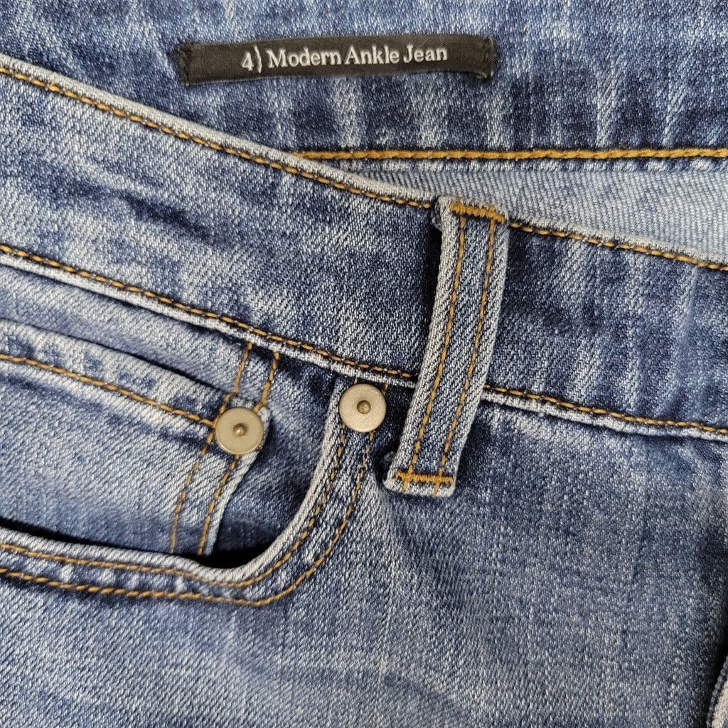 Talbots Talbots Modern Ankle Jeans Fray Leg 4 Waist 32" Inseam 28" Size 27" / US 4 / IT 40 - 7 Thumbnail