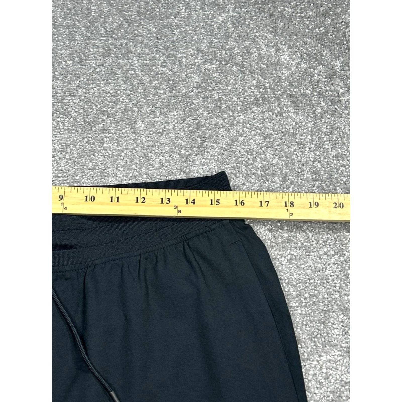 Under Armour VINTAGE Under Armour Women's Track Pants Large Black Sports Activewear Gym Running Size 36" / US 14 / IT 50 - 5 Thumbnail
