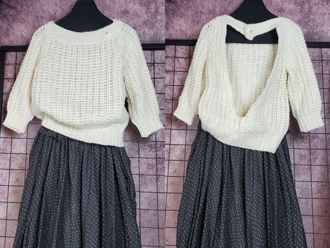 Burberry White Wool Blend Pleated Knit Top