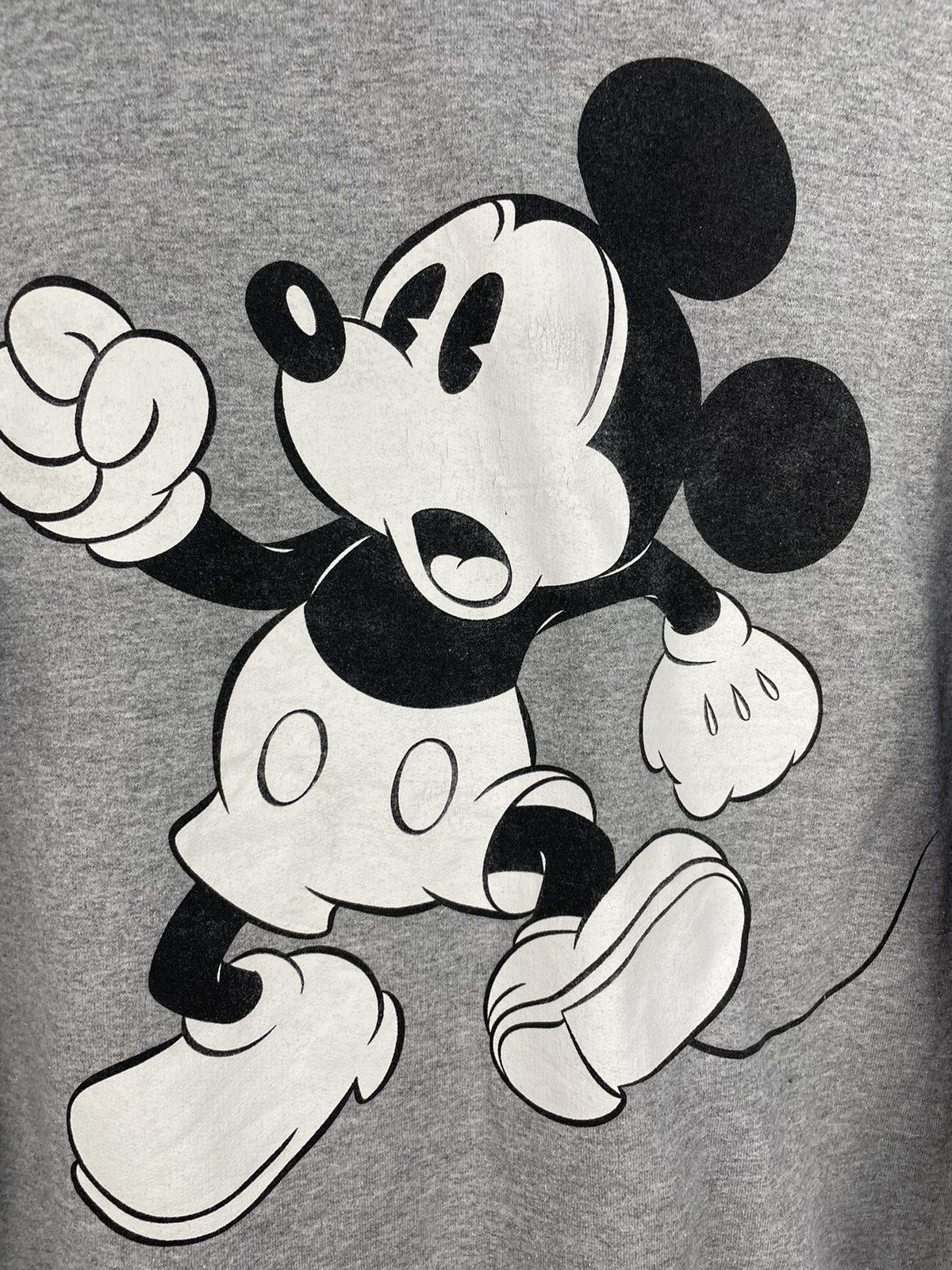 Disney Vintage 90s Mickey Mouse sweatshirt Size US L / EU 52-54 / 3 - 4 Thumbnail