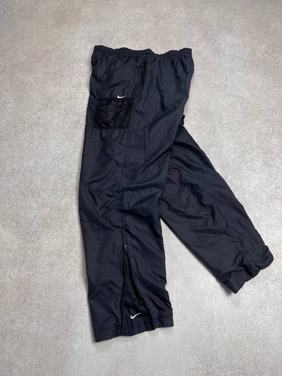 Nike × Vintage Vintage Nike Swoosh Baggy Nylon Track Pants Y2K M Size US 32 / EU 48 - 5 Thumbnail