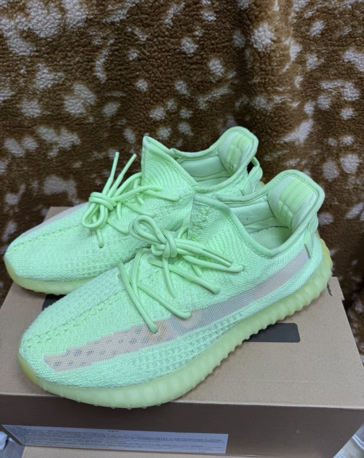 Adidas Adidas Yeezy 350 Glow EG5293 K37 Size US 9 / EU 42 - 9 Thumbnail
