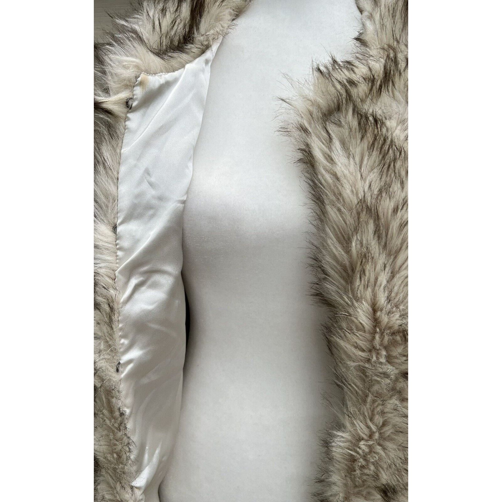 BB Dakota BB Dakota Women's Vest Faux Fur Sleeveless Jacket A000222 Size M / US 6-8 / IT 42-44 - 4 Thumbnail
