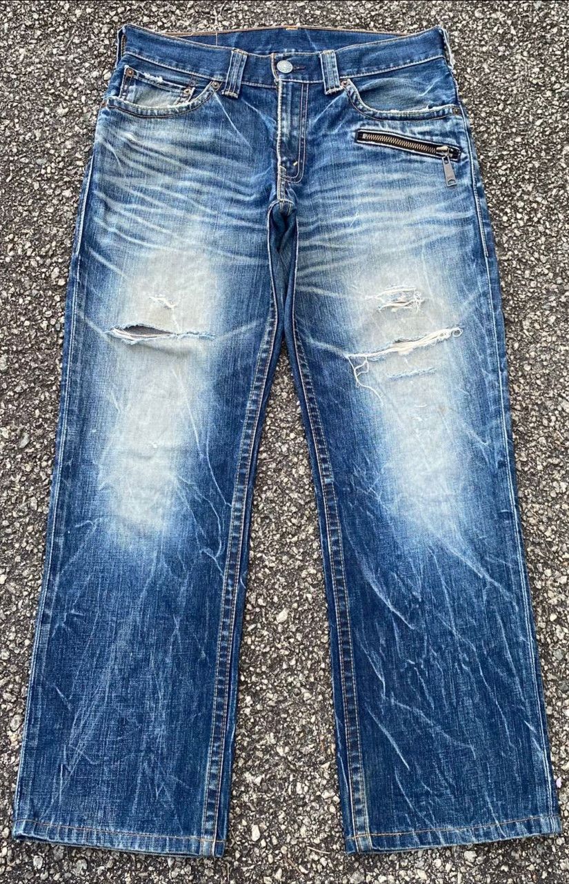 Levi's Vintage Levis Distressed Denim Kurt Cobain Style Size US 32 / EU 48 - 1 Thumbnail