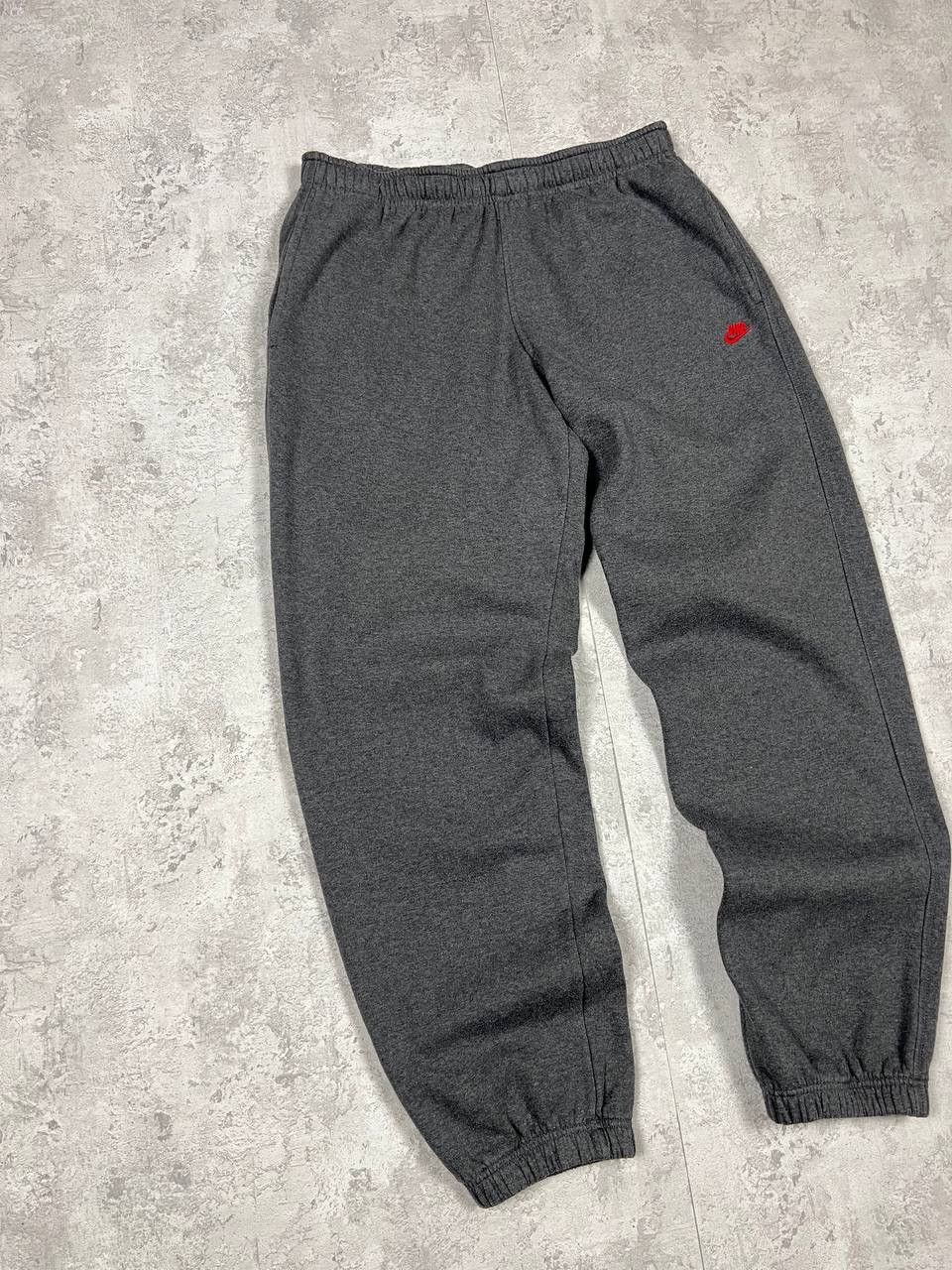 Nike Vintage Nike Baggy Grey Sweatpants Joggers Pants Size L Size US 34 / EU 50 - 5 Thumbnail