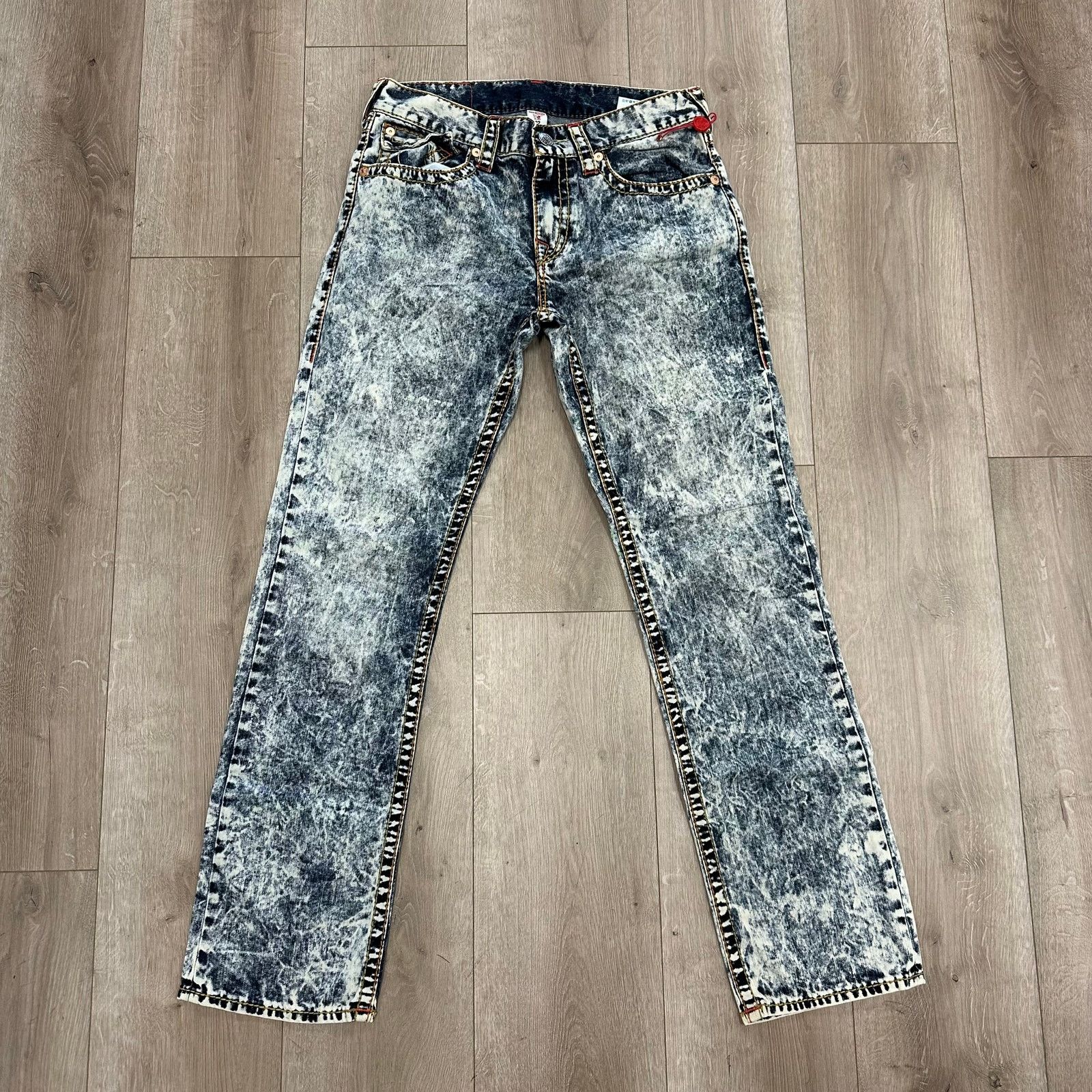 True Religion True Religion Acid Wash Straight leg denim jeans size 32 Size US 32 / EU 48 - 4 Thumbnail