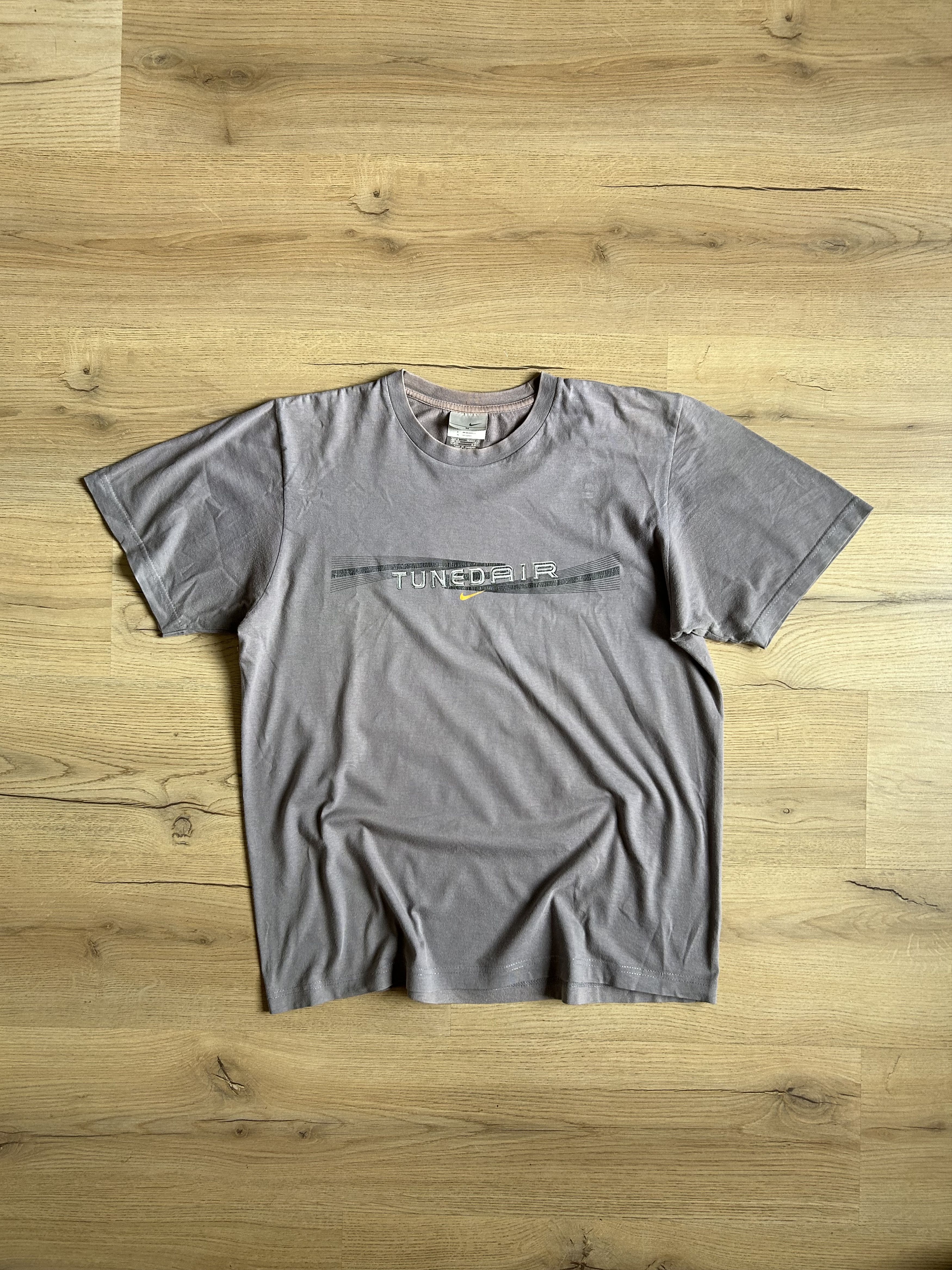 Nike Rare vintage 00' nike t-shirt tuned air Size US M / EU 48-50 / 2 - 1 Thumbnail