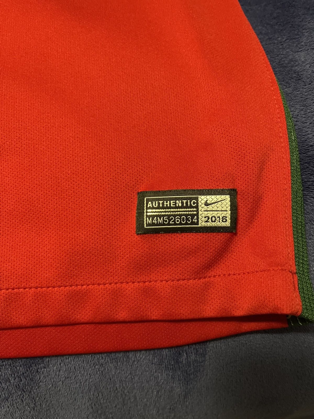 Nike Nike Portugal Vintage Home Jersey (MEDIUM) Size US M / EU 48-50 / 2 - 5 Thumbnail