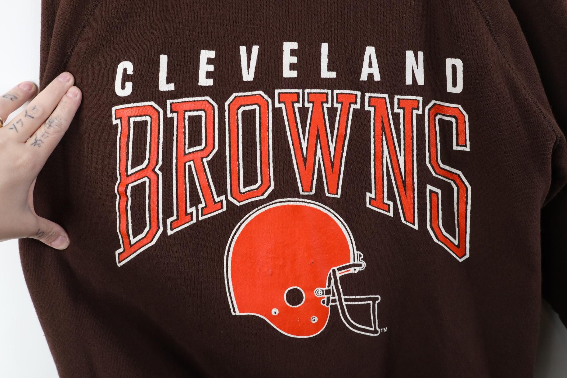 Vintage Vintage 80s Cleveland Browns Football Sweatshirt Brown USA Size US XL / EU 56 / 4 - 4 Thumbnail