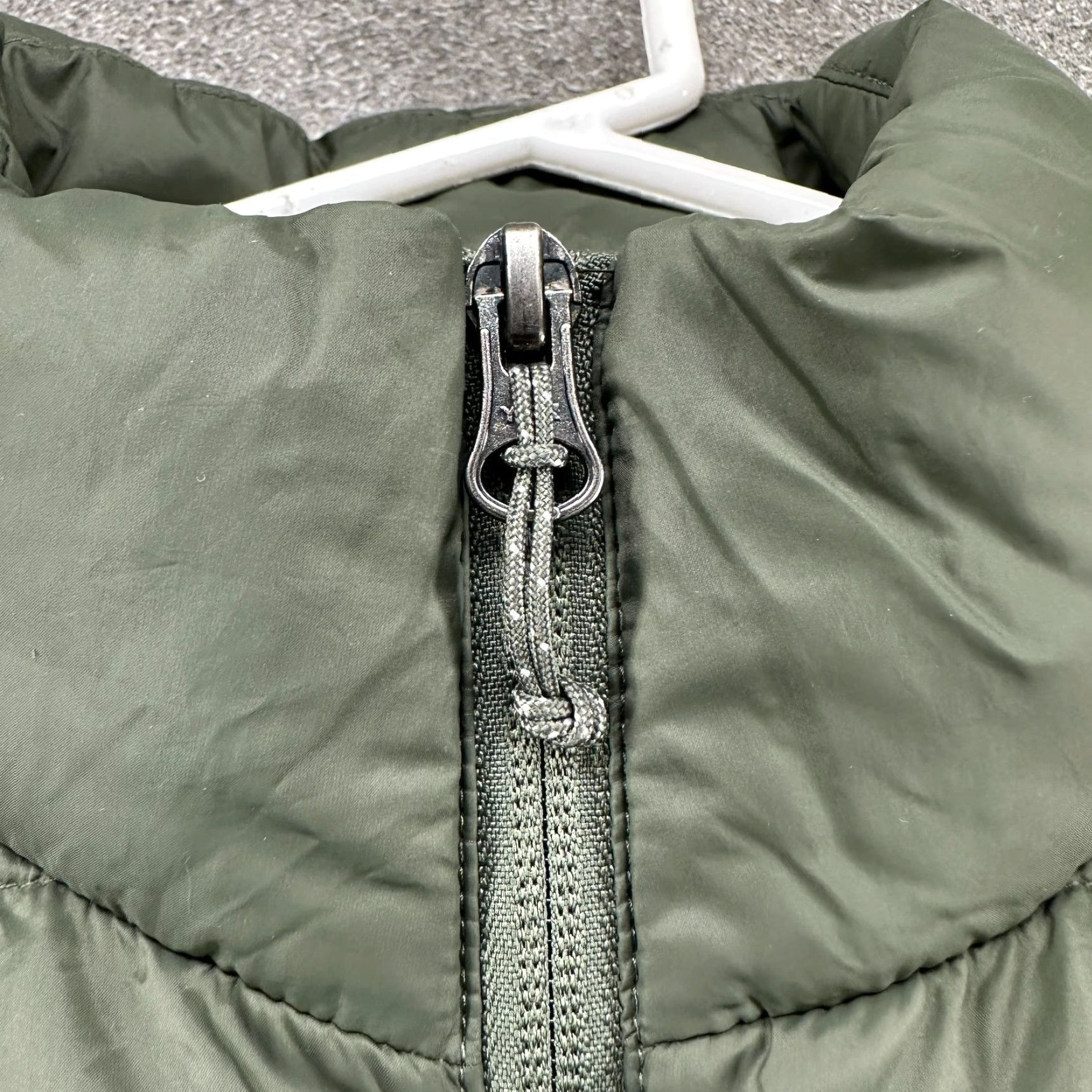 Eddie Bauer VINTAGE Eddie Bauer Vest Womens M Green Puffer Insulated Full Zip Feather Down EB650 Size M / US 6-8 / IT 42-44 - 3 Thumbnail