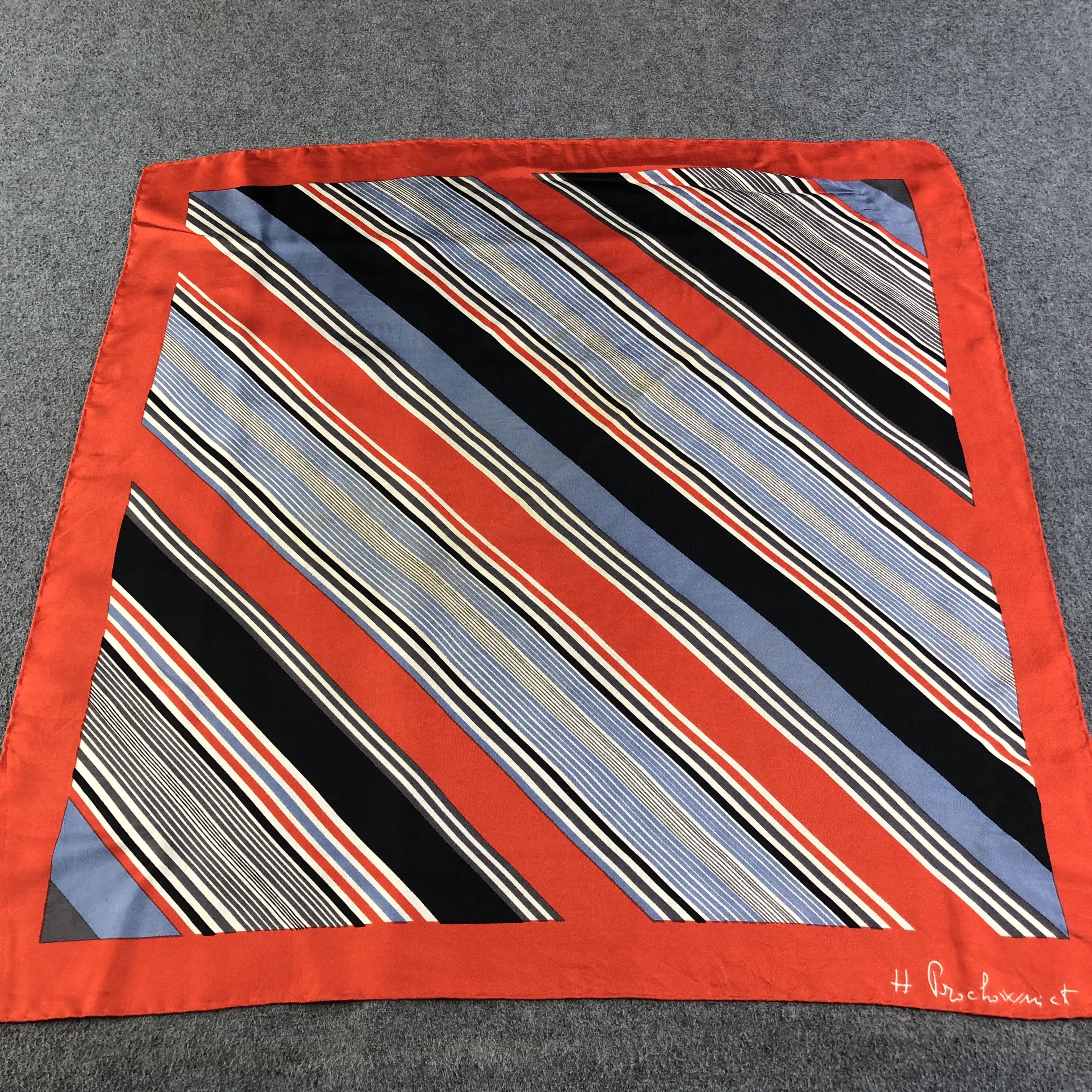 Vintage Vintage H Prochovnict Luxury Hand Rolled Silk Scarf M437 Size ONE SIZE - 1 Thumbnail