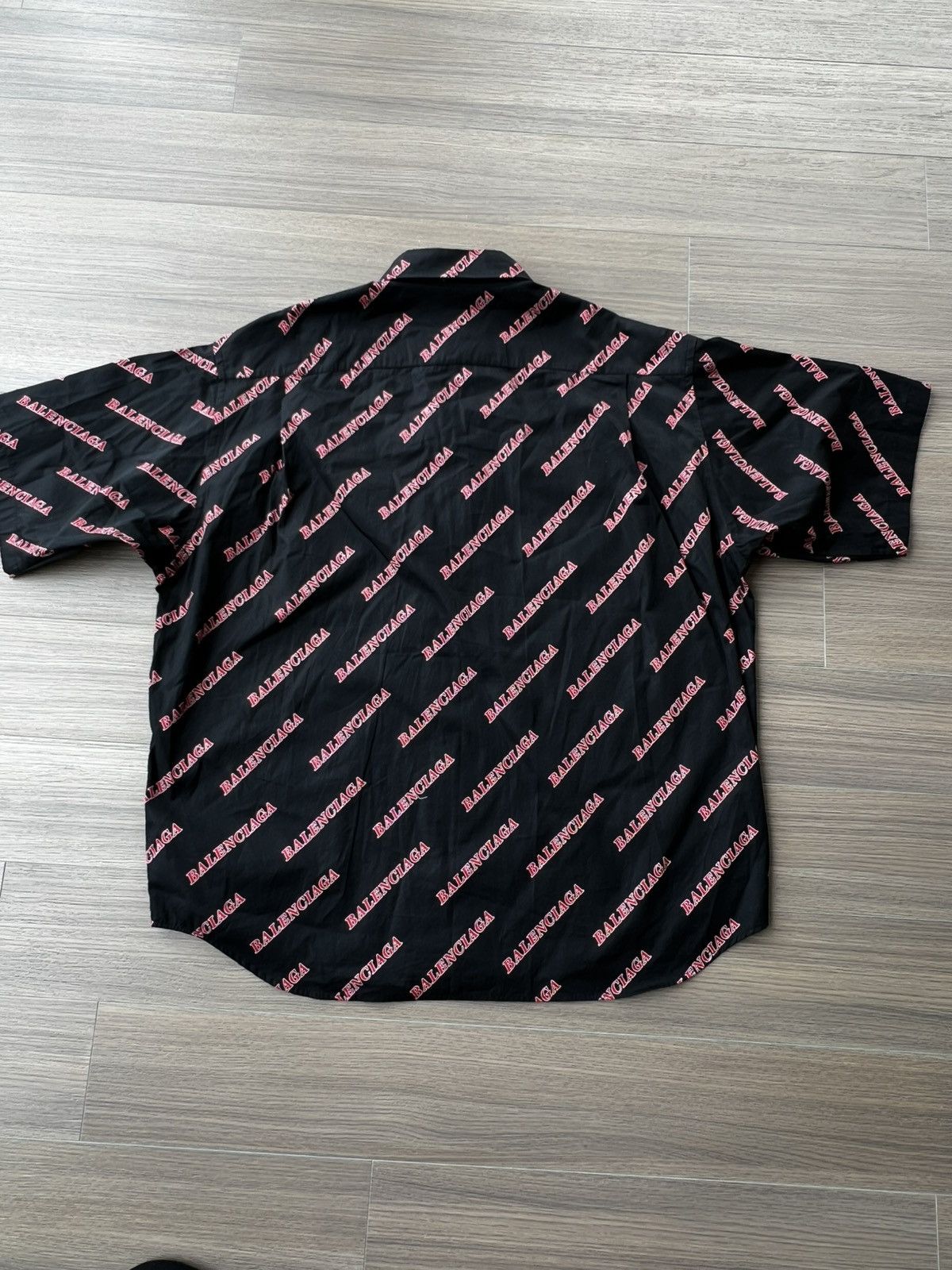 Balenciaga Balenciaga Logo Allover Button-Up Shirt Size US XXL / EU 58 / 5 - 2 Thumbnail