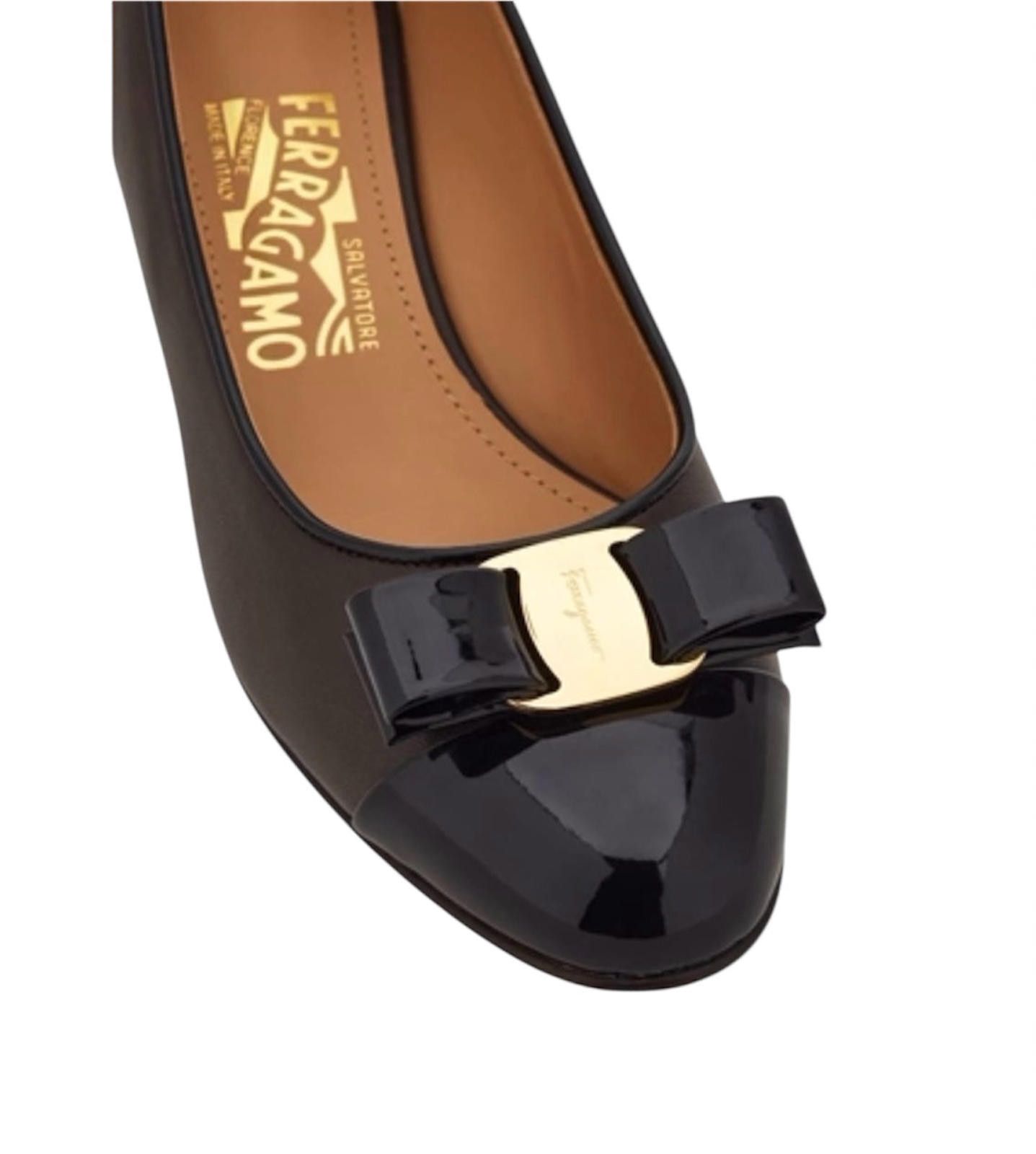 Salvatore Ferragamo Ferragamo Vara Bow Leather Pumps Size US 5 / IT 35 - 4 Thumbnail