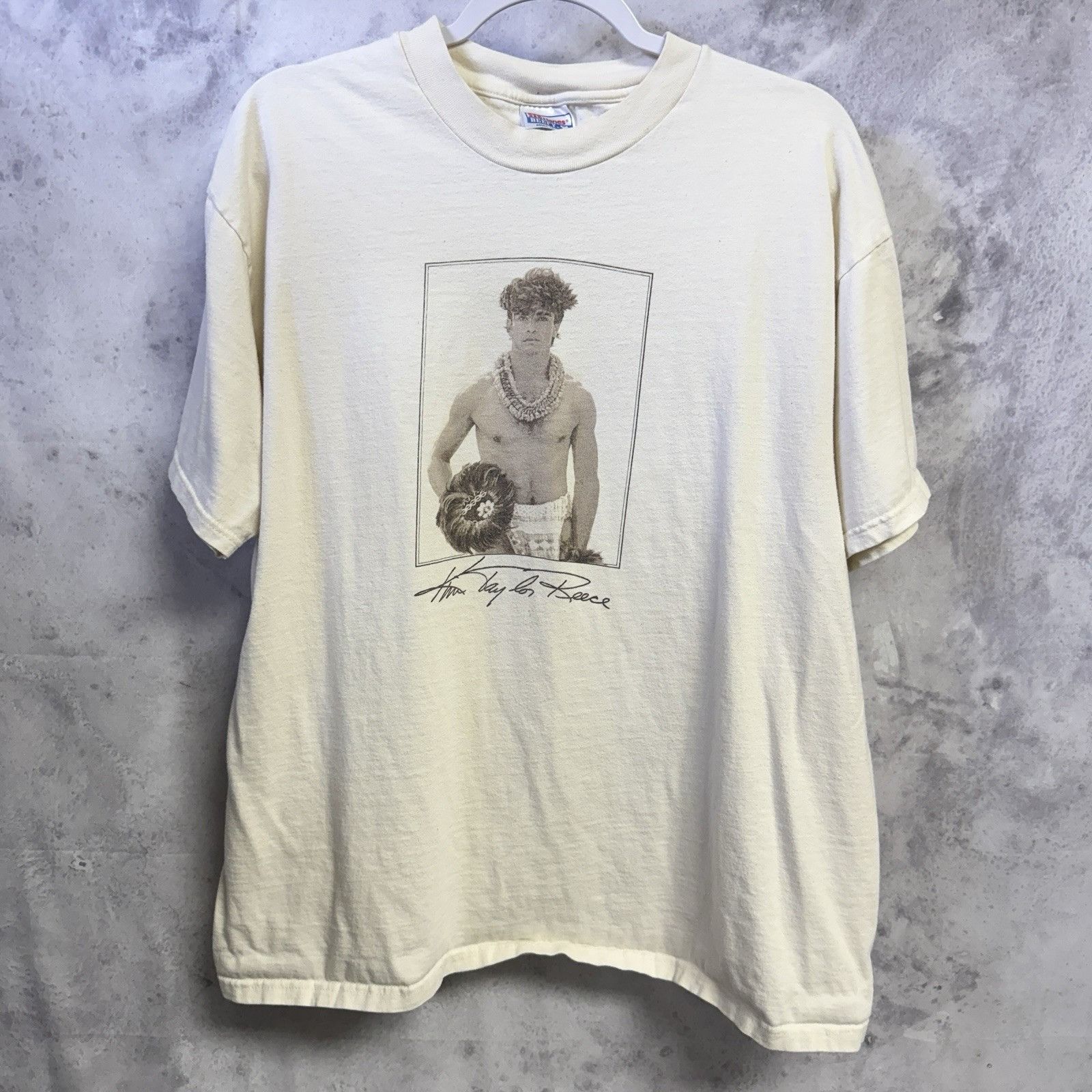 Vintage Vintage Kim Taylor Reese Hawaii T Shirt Cream Mens XL Size US XL / EU 56 / 4 - 2 Thumbnail