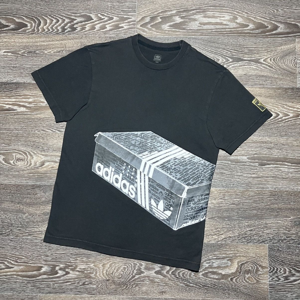 Adidas ADIDAS The Original Games Pictogram Pack Shoe Box T-shirt Size US M / EU 48-50 / 2 - 1 Thumbnail