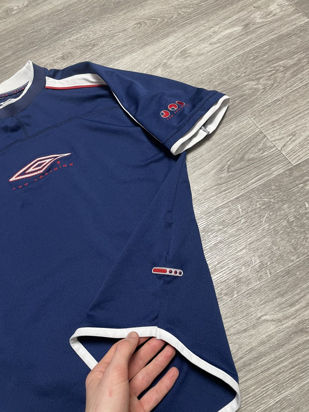 Umbro Vintage 90s Umbro Pro Training Retro Football Soccer Jersey Size US S / EU 44-46 / 1 - 10 Thumbnail