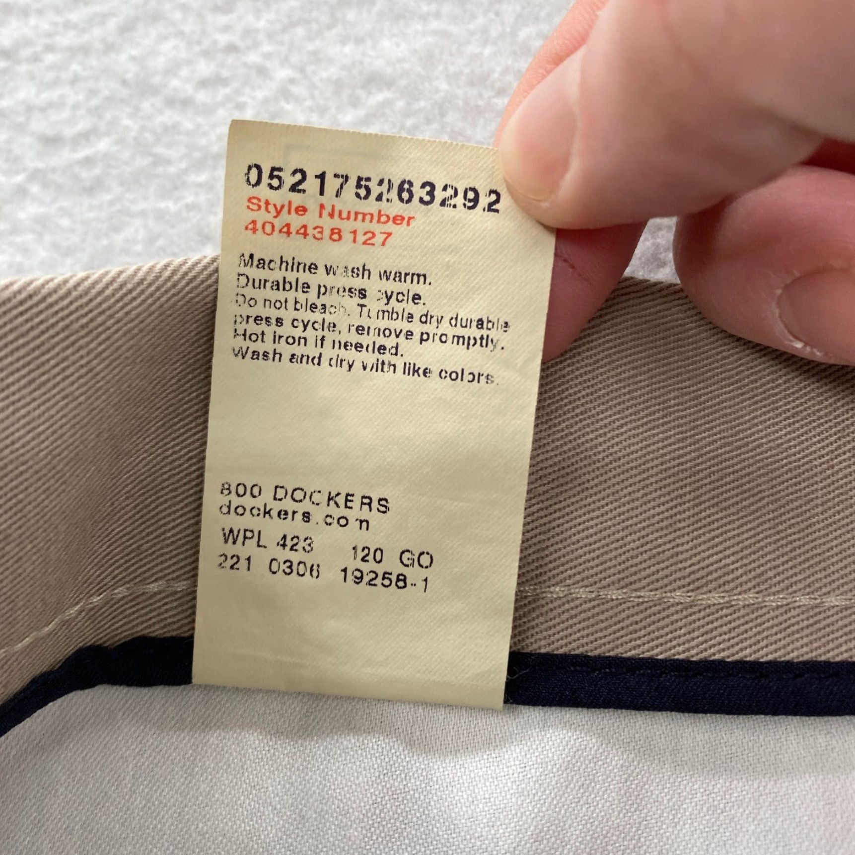 Dockers VINTAGE Dockers Original Khaki Pants Mens 38x32 Pleated Beige Classic Fit NWT Size US 38 / EU 54 - 6 Thumbnail
