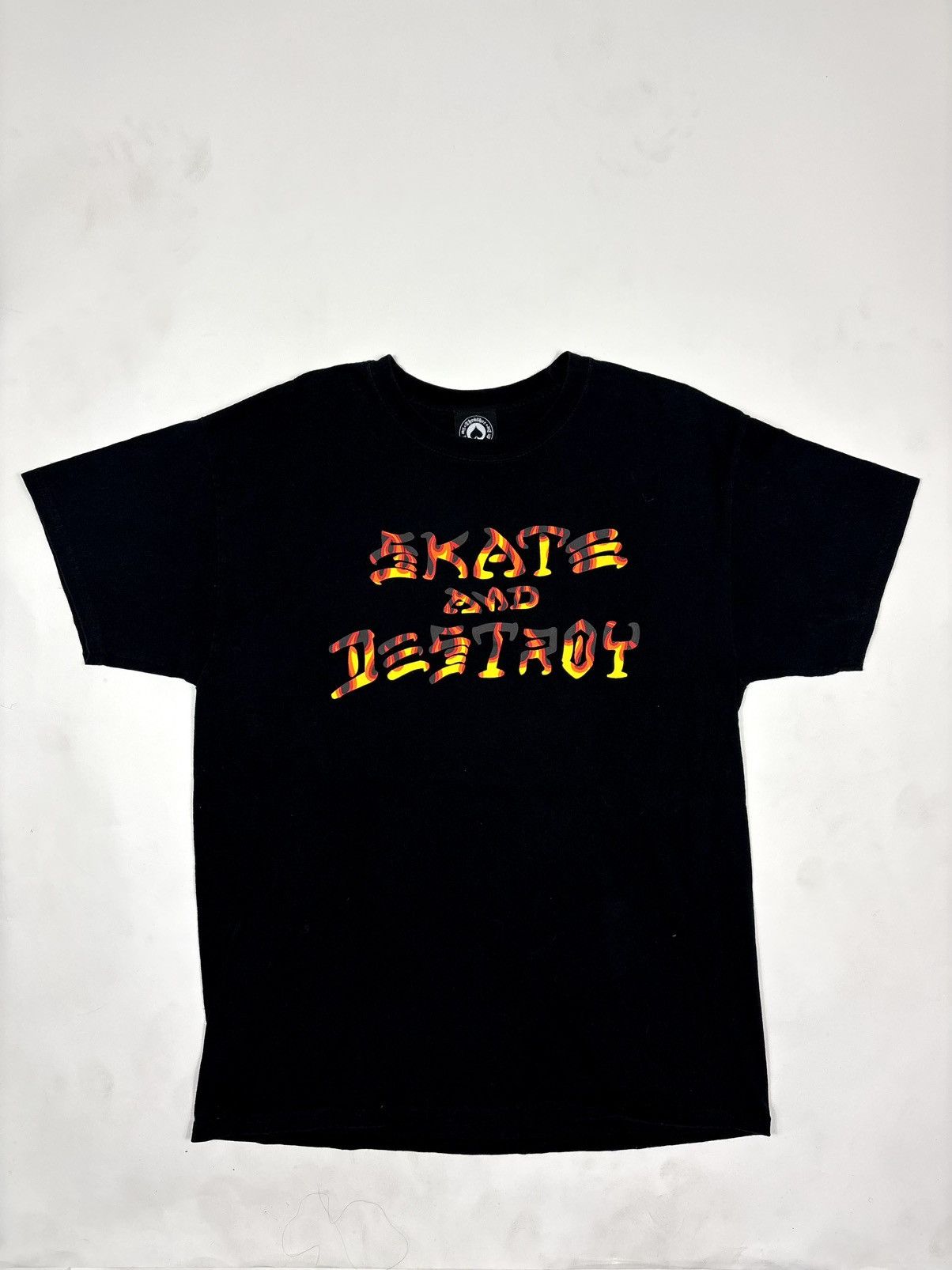 Vintage 1990s Thrasher “Skate and Destroy” Flame Graphic Tee – Black Size US L / EU 52-54 / 3 - 2 Thumbnail