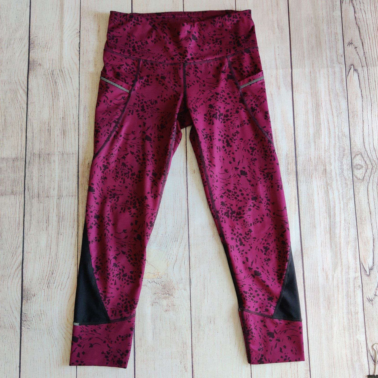 Athleta Athleta Floral Garden Relay 2.0 Capri Leggings XS Size 26" / US 2 / IT 38 - 1 Thumbnail