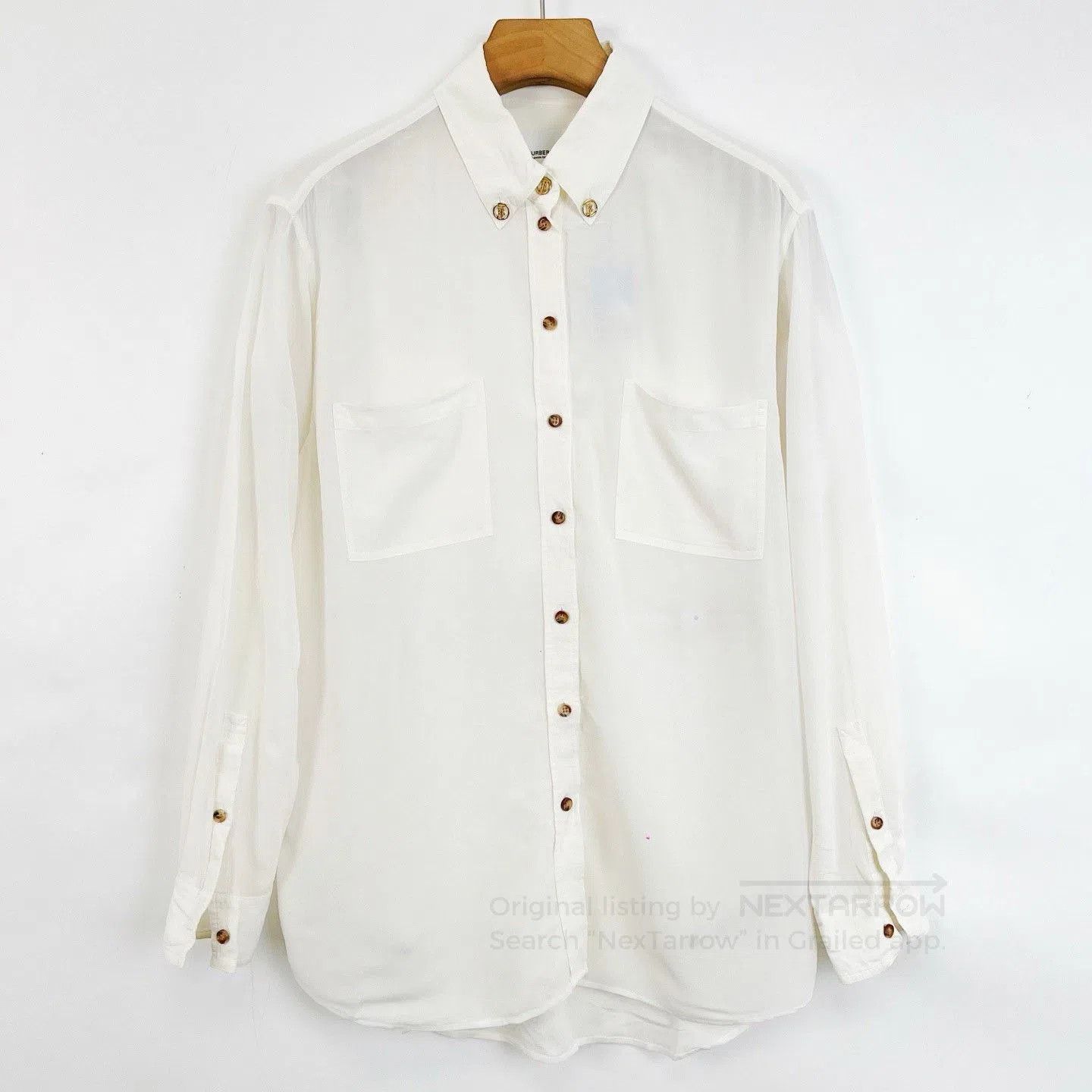 Burberry Burberry White Silk Long-Sleeve Shirt. Size S / US 4 / IT 40 - 1 Thumbnail
