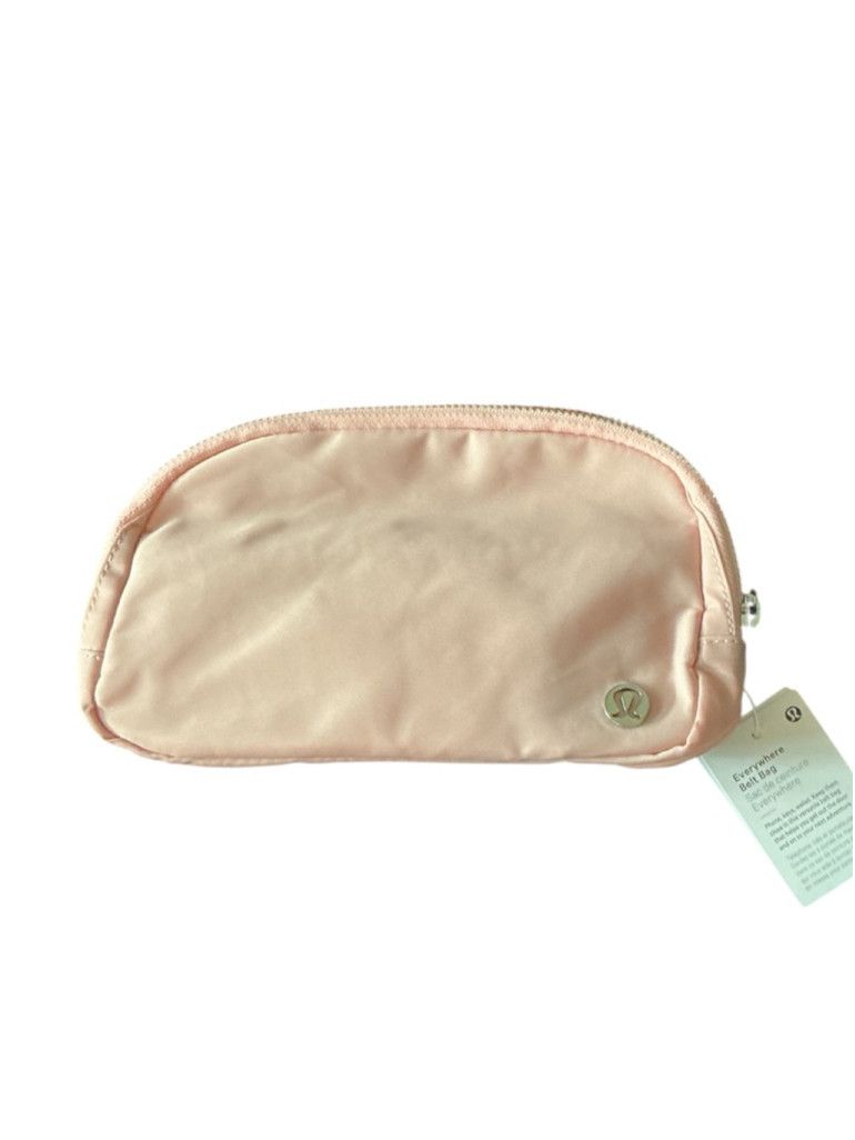 Lululemon NWT Lululemon Everywhere Belt Bag 1L Wordmark Strawberry Size ONE SIZE - 2 Thumbnail