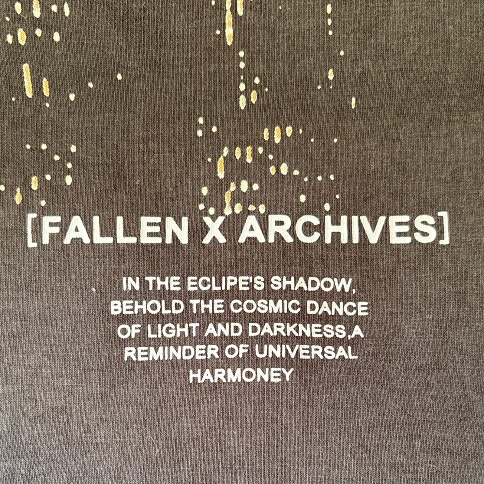 Other Fallen X Archives Eclipses's Shadow Brown Graphic T-Shirt Size US M / EU 48-50 / 2 - 8 Thumbnail