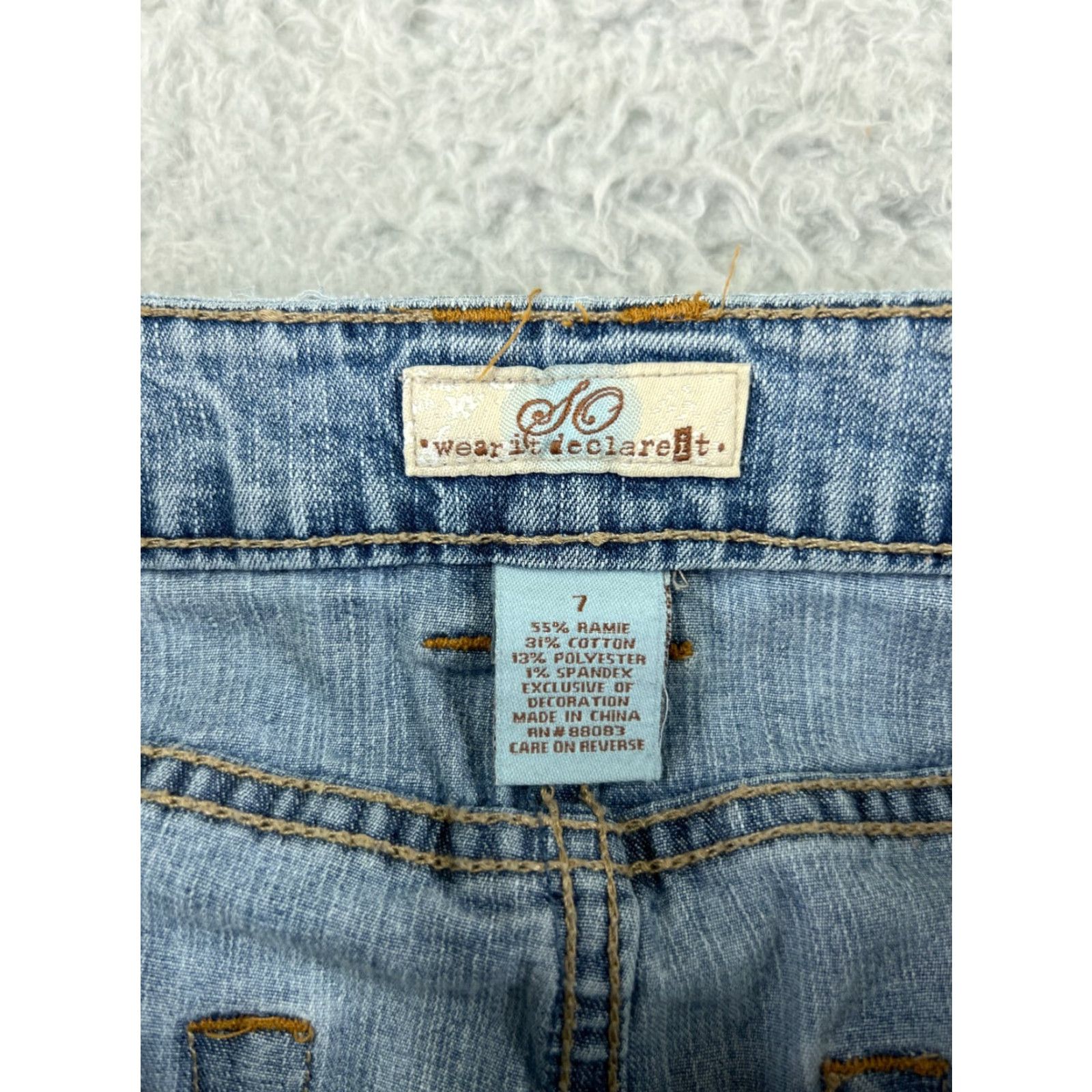 Denime SO Jeans Women 7 Blue Denim Bootcut Low Rise Light Wash Ramie Embroidered Size 28" / US 6 / IT 42 - 3 Thumbnail