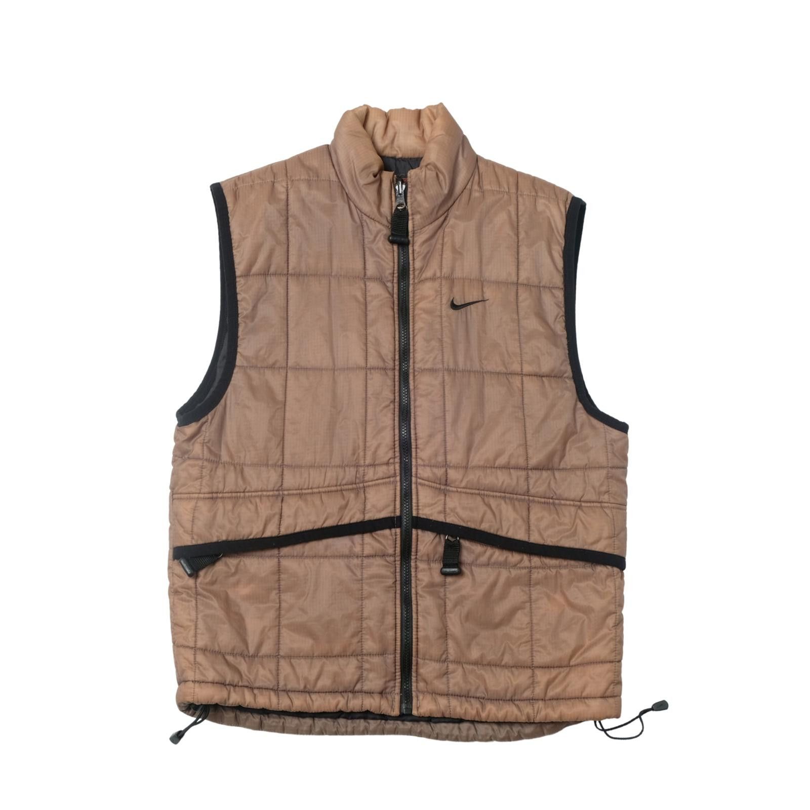 Nike ACG 1990s/00s Nike ACG Puffer Vest Jacket (L) Size US L / EU 52-54 / 3 - 1 Thumbnail