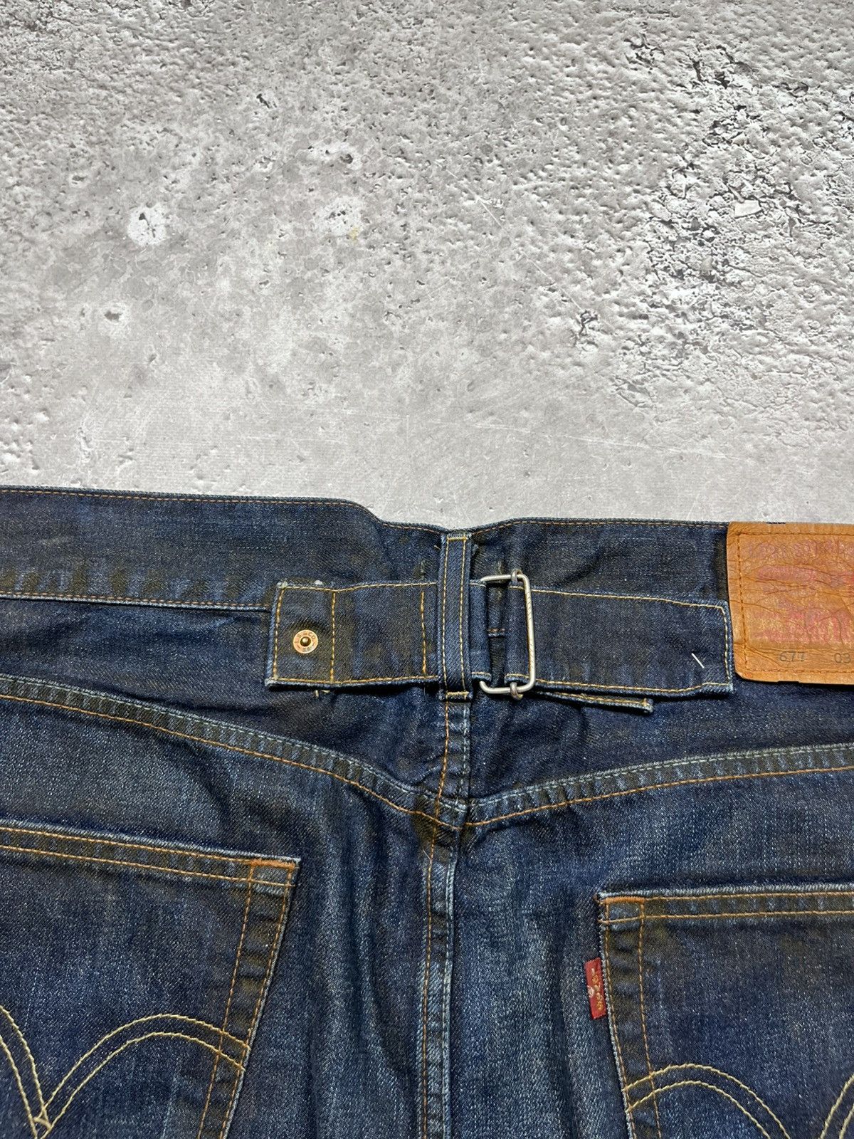 Levi's × Vintage Vintage Levi’s Red Tab Denim Mini Skirt Back Belted Waist Size 30" / US 8 / IT 44 - 4 Thumbnail
