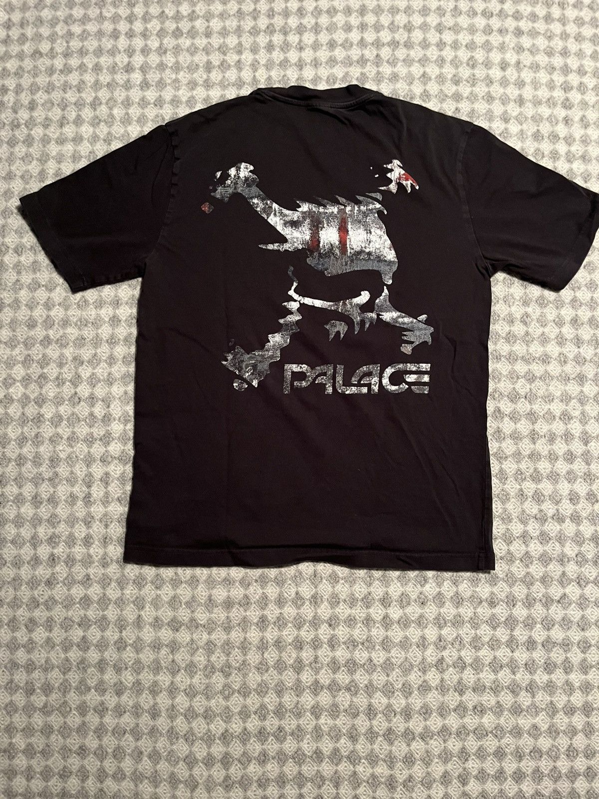 Palace Oakley x Palace T size L Size US L / EU 52-54 / 3 - 4 Thumbnail