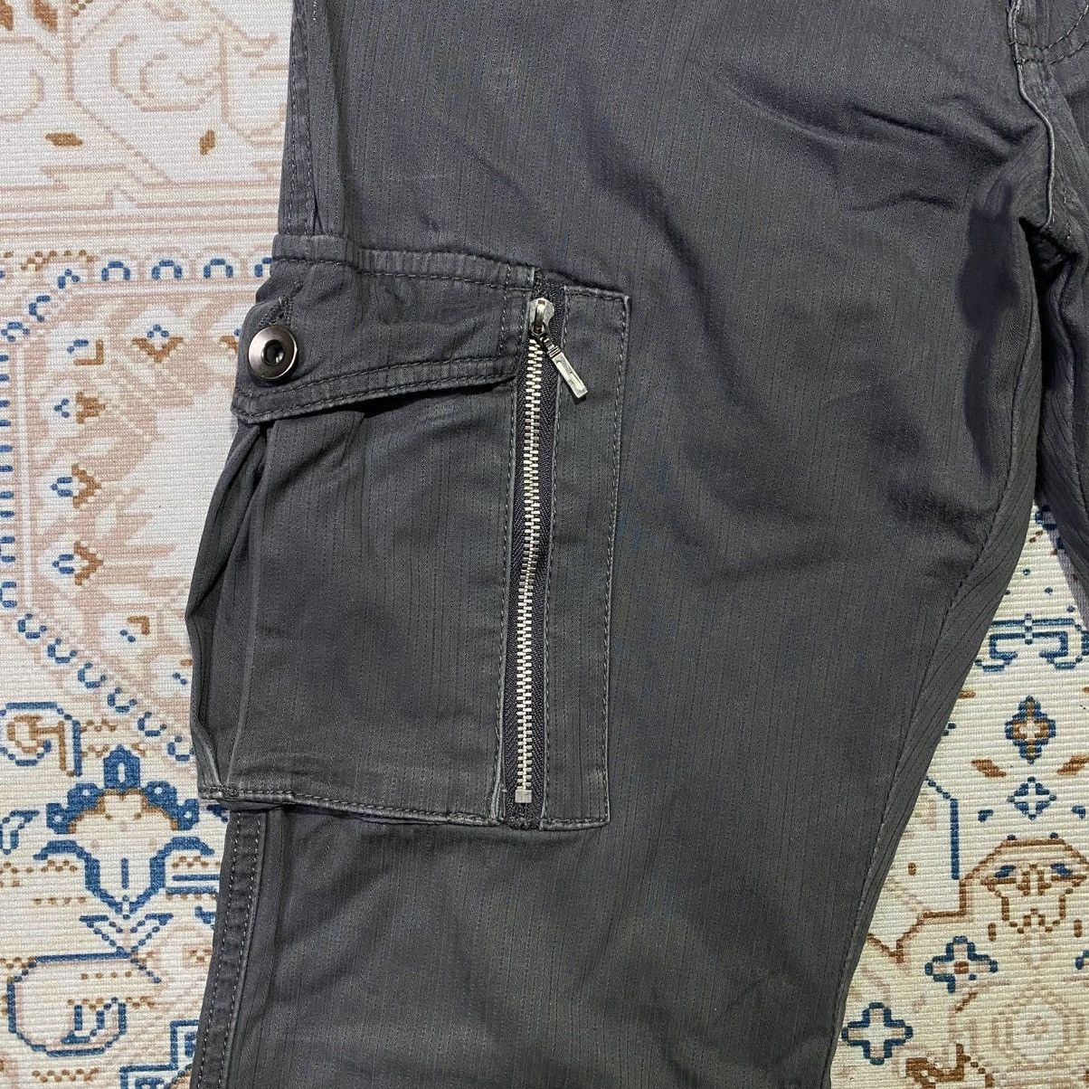 Japanese Brand × Vintage 2000s Y2K Louis Chavlon Japan Zipper Cargopants Size US 30 / EU 46 - 8 Thumbnail