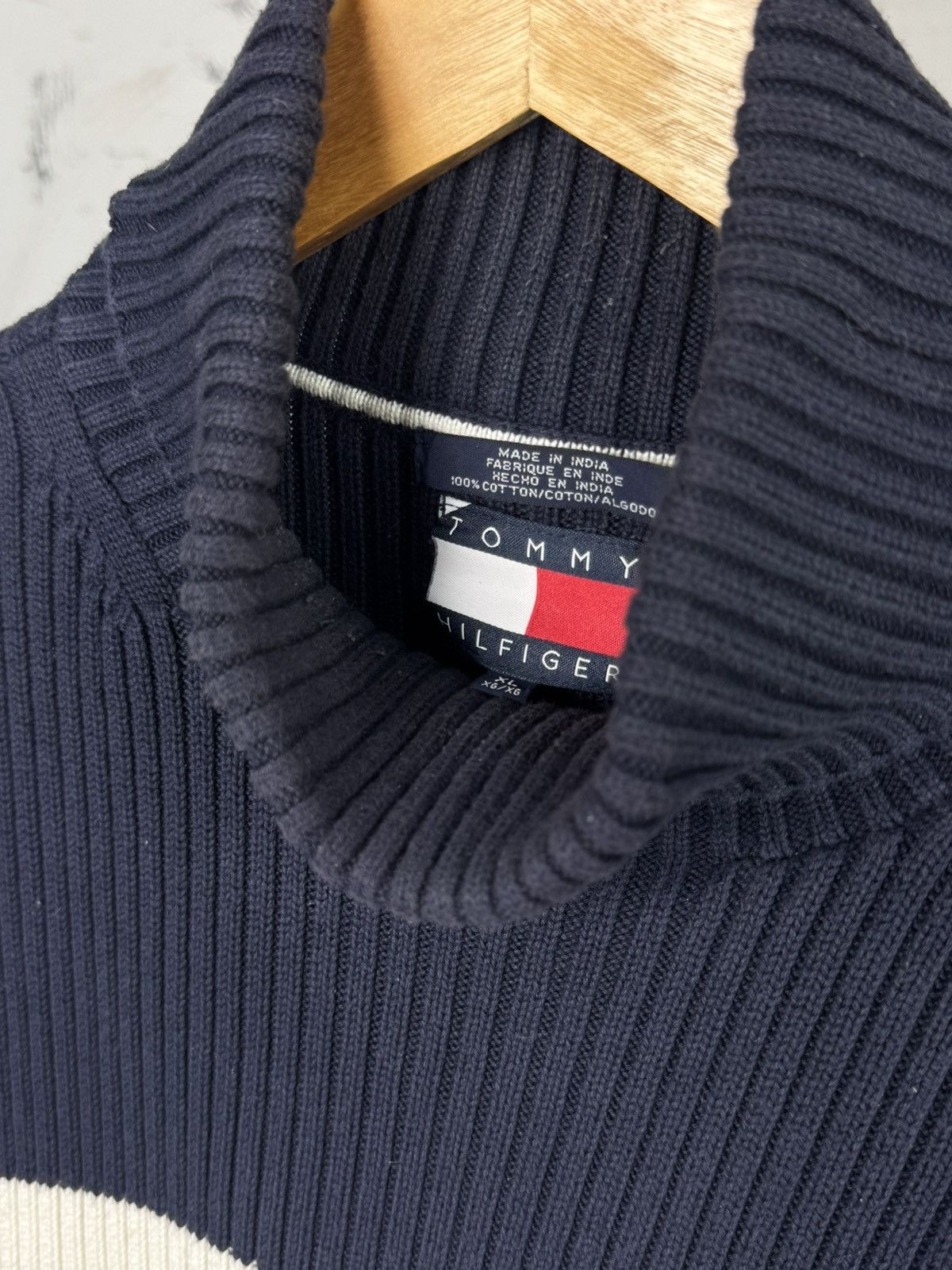 Tommy Hilfiger Vintage Tommy Hilfiger Turtleneck Sweater Size L - XL Size US XL / EU 56 / 4 - 5 Thumbnail